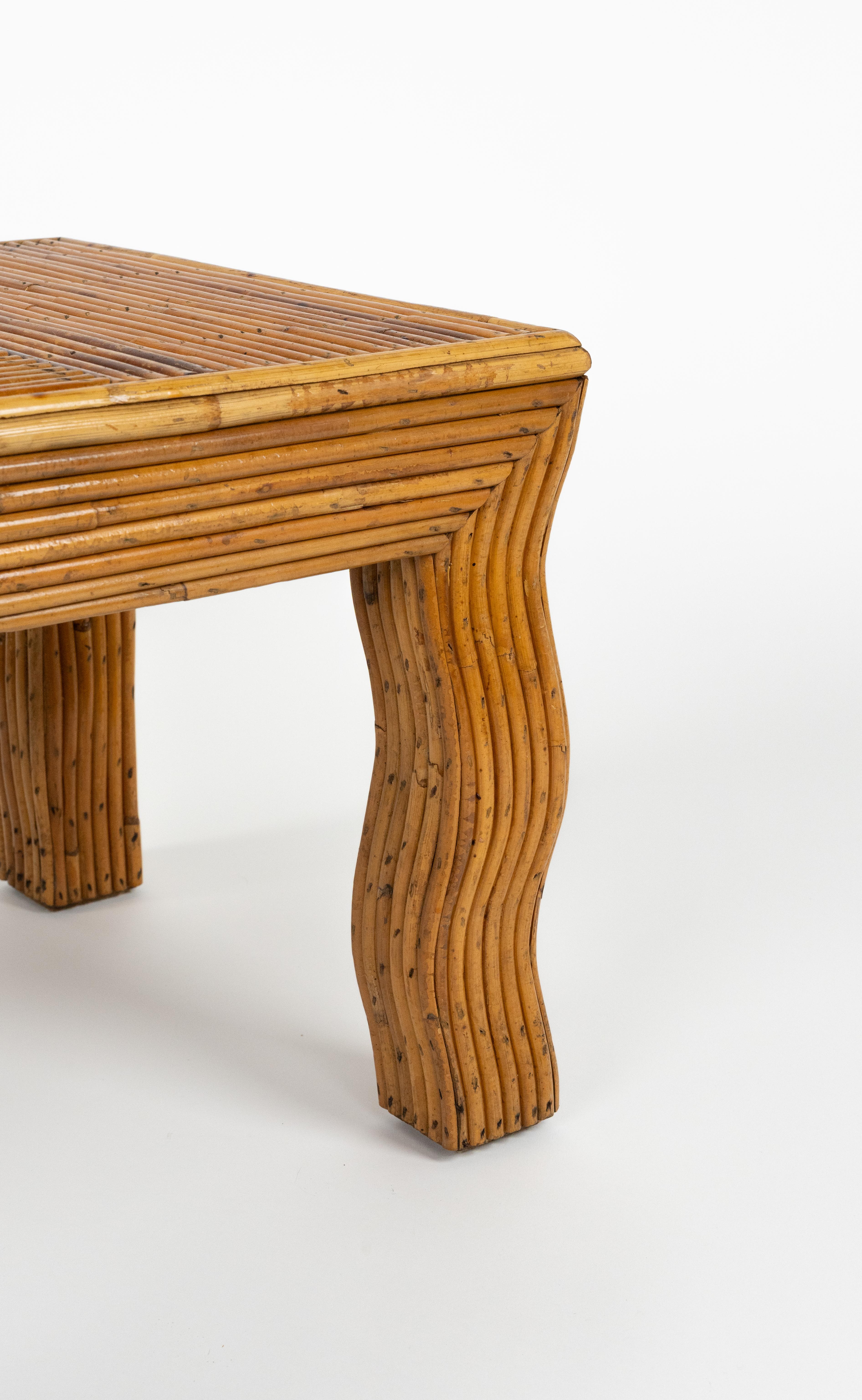 Table basse de milieu de siècle à pieds ondulés en rotin par Vivai del Sud, Italie, années 1970 en vente 5