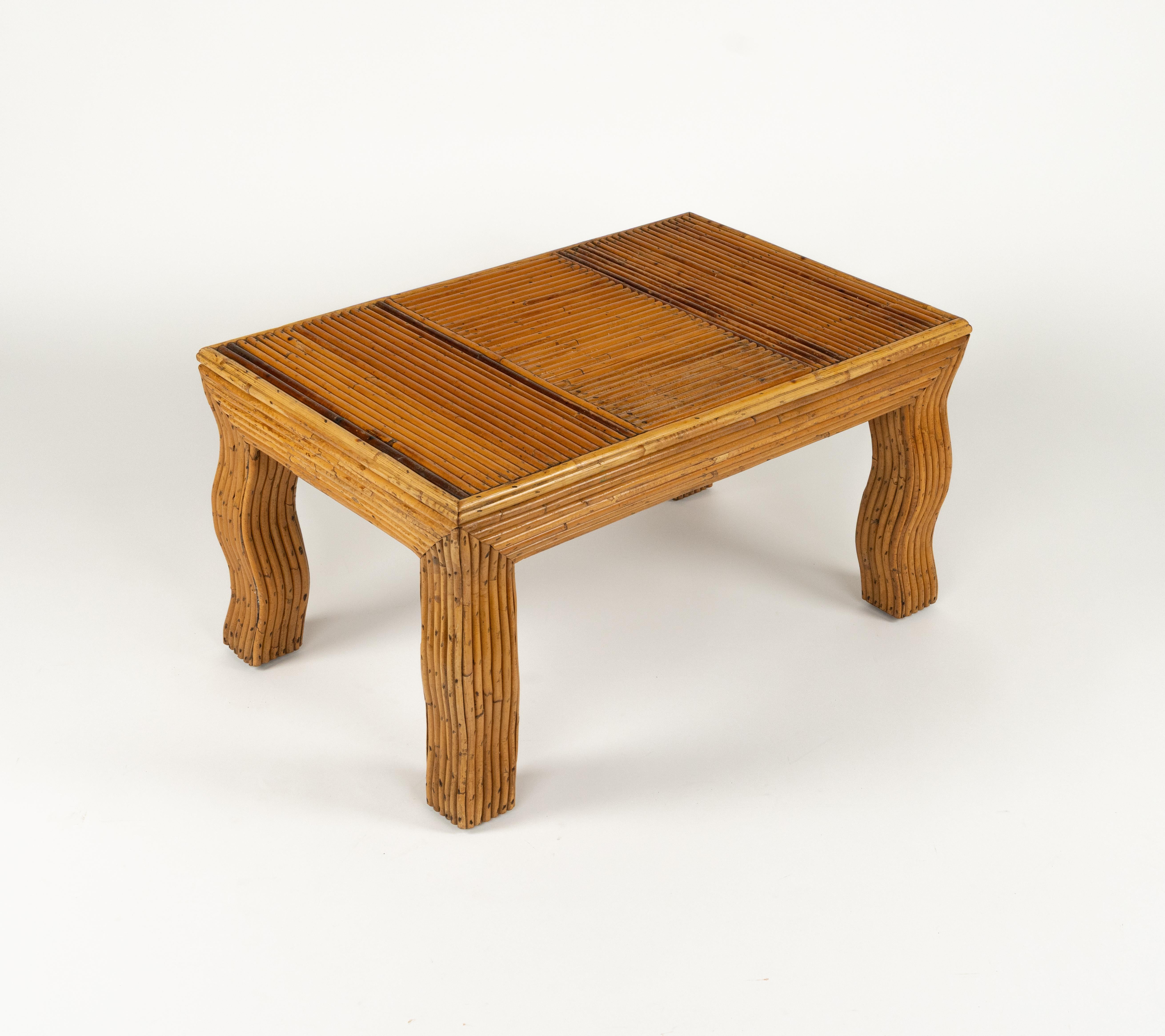 Table basse de milieu de siècle à pieds ondulés en rotin par Vivai del Sud, Italie, années 1970 en vente 7