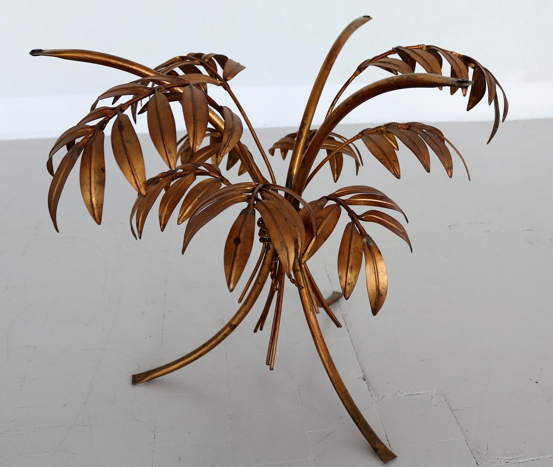 Midcentury Coffee Table with Leaves in Gilt Metal by Hans Kögl, 1970s In Fair Condition In Morazzone, Varese