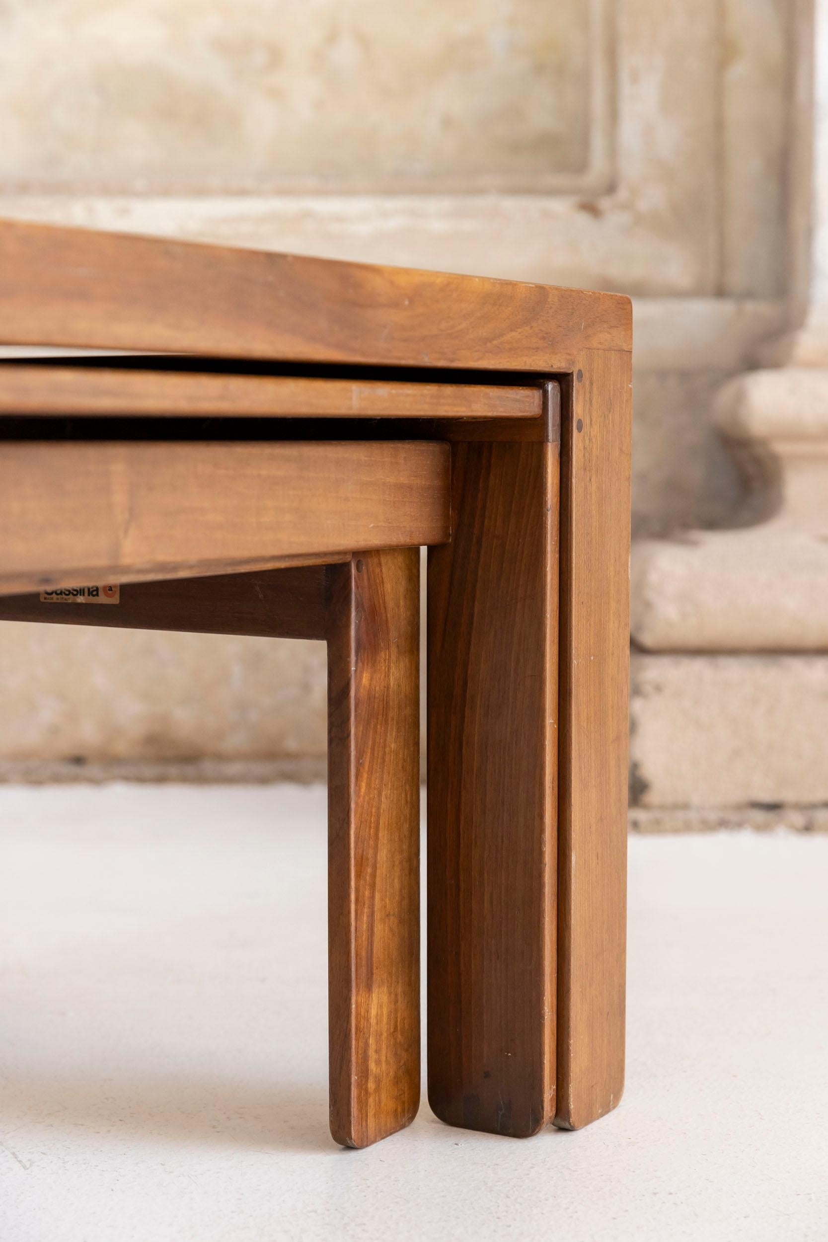 Midcentury coffee tables mod. 777 by  Afra e Tobia Scarpa For Sale 11