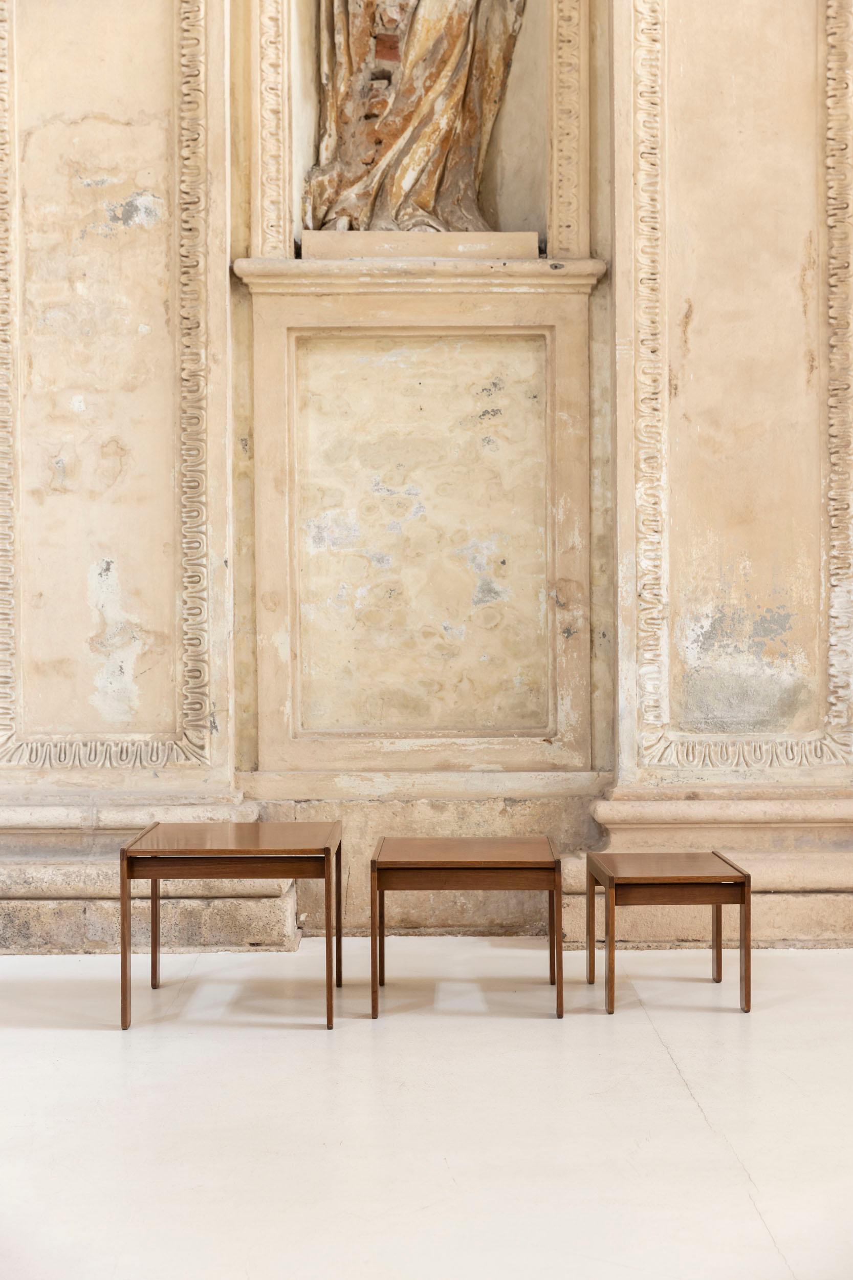 Midcentury coffee tables mod. 777 by  Afra e Tobia Scarpa For Sale 2