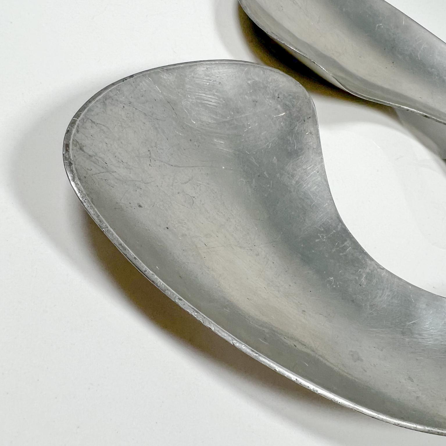 1970s Collectible Art Modernist Pewter Serving Utensils by Shirley Charron For Sale 3