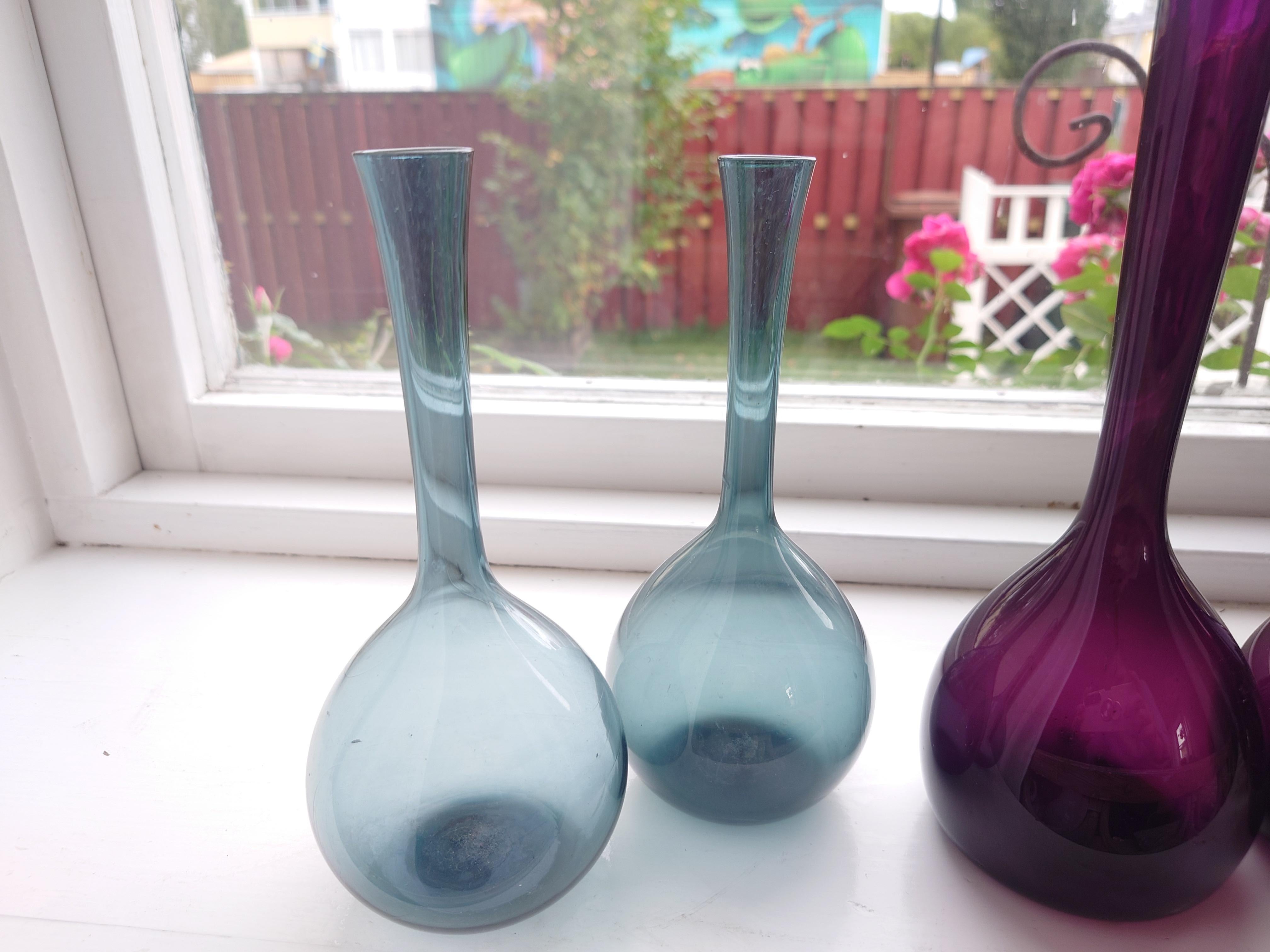 Mid-Century Modern Midcentury Collection of  10 glass vases Eneryda 60s Bulb Vase Gullaskruf For Sale