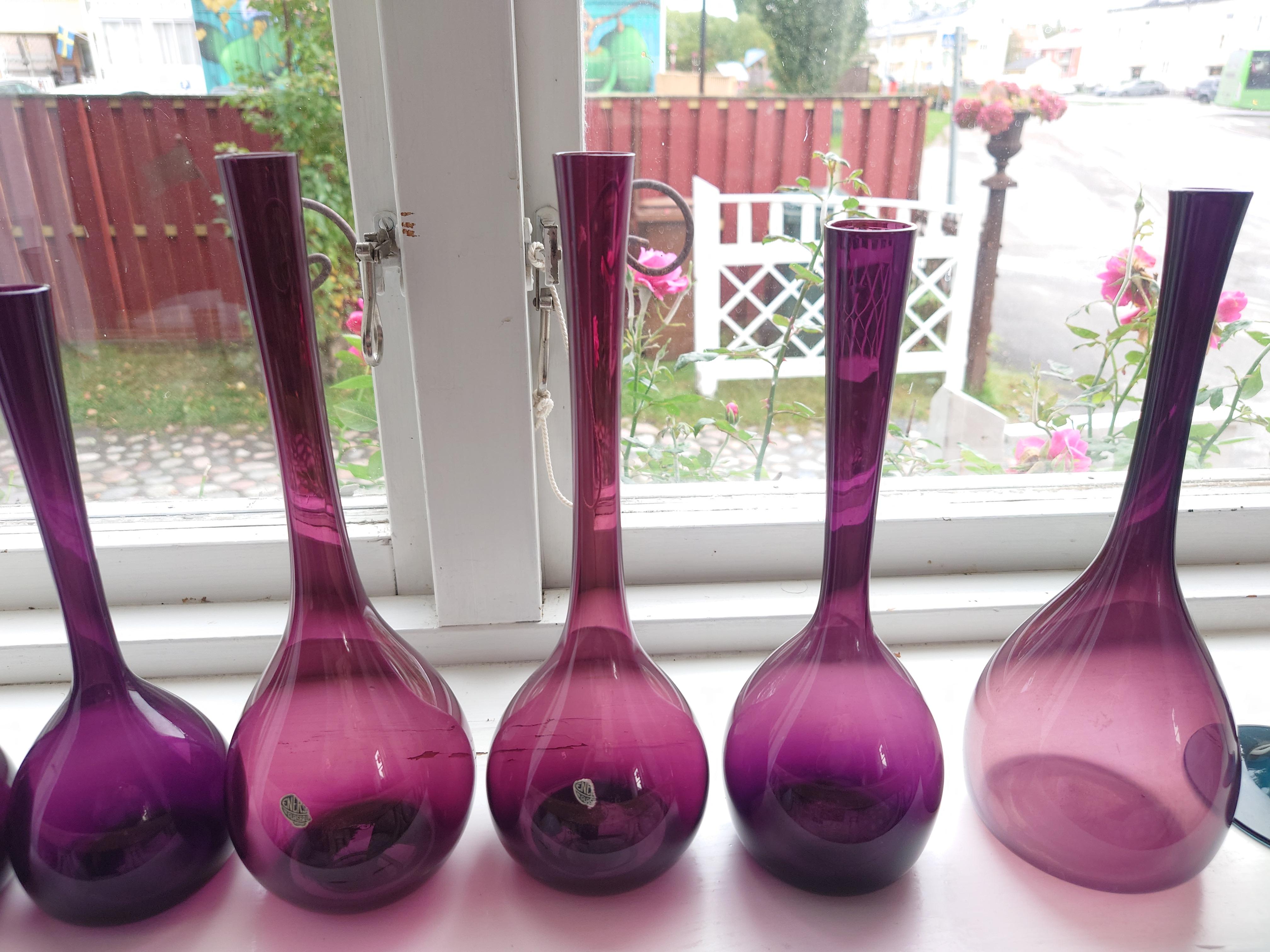 Midcentury Collection of  10 glass vases Eneryda 60s Bulb Vase Gullaskruf In Good Condition For Sale In Boden, SE