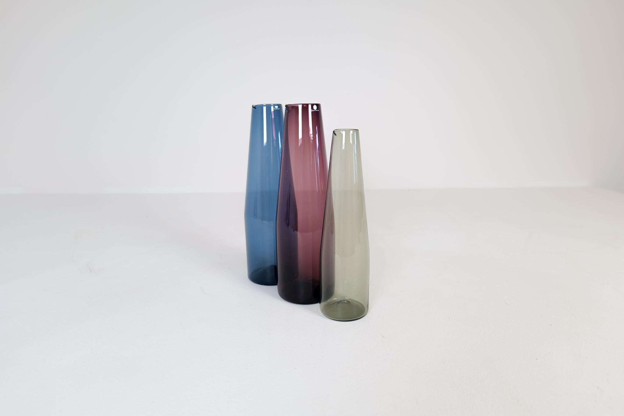 Glass Midcentury Collection of 3 Bird Carafes Iittala Timo Sarpaneva Finland, 1950s For Sale