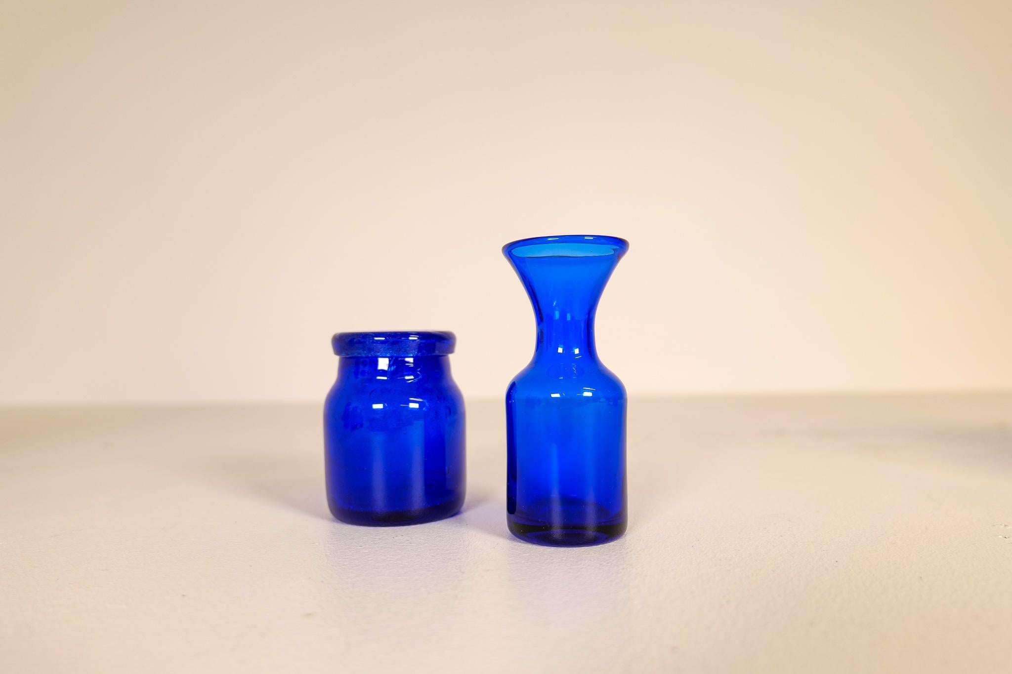 Midcentury Collection of Eight Blue Vases by Erik Hoglund, Sweden, 1960s For Sale 3