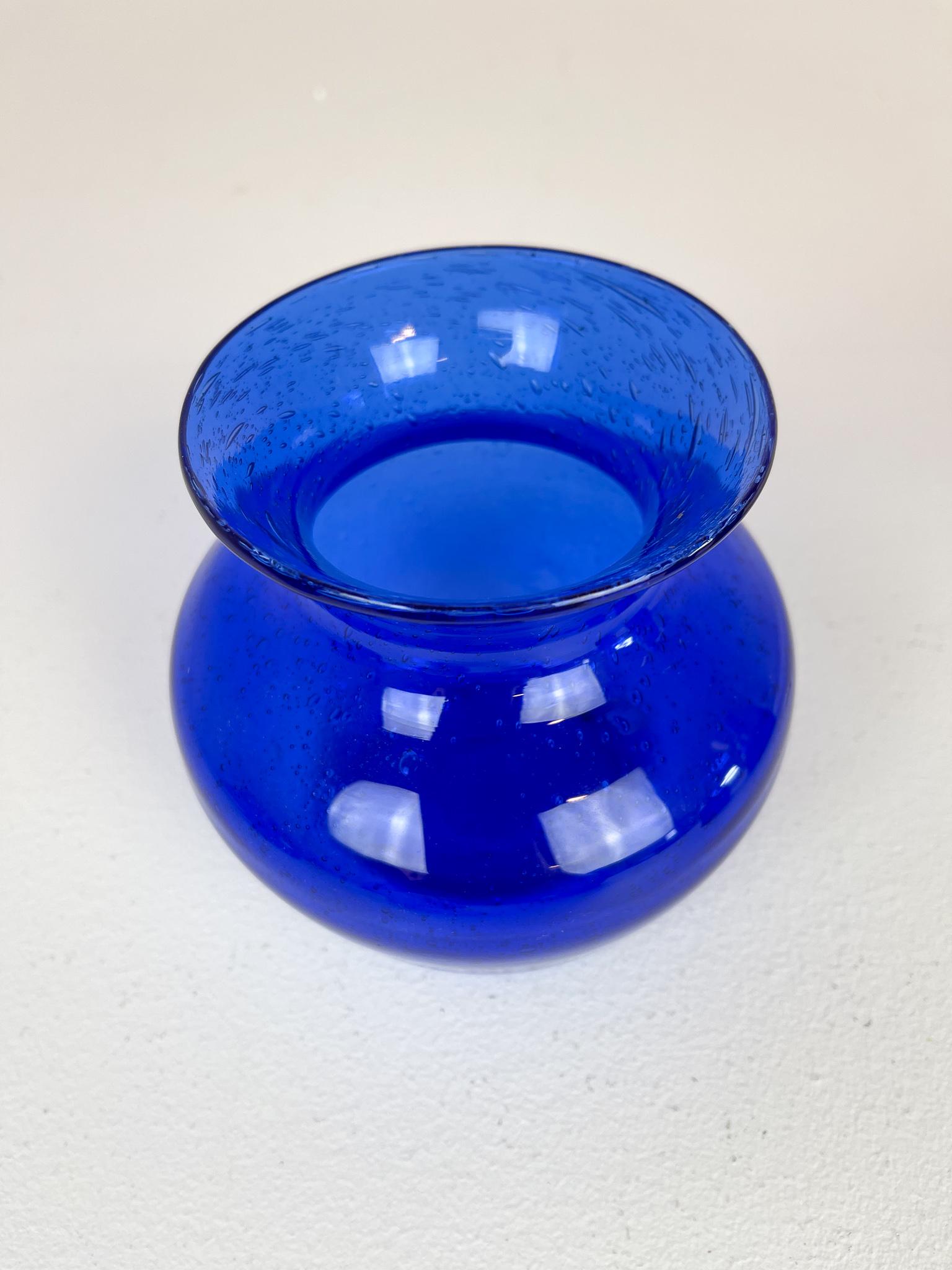 Midcentury Collection of Five Blue Vases by Erik Hoglund, Sweden, 1960s For Sale 6