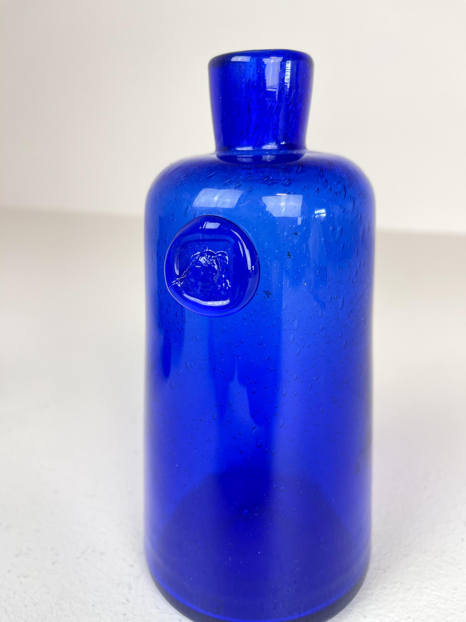 Midcentury Collection of Five Blue Vases by Erik Hoglund, Sweden, 1960s For Sale 10