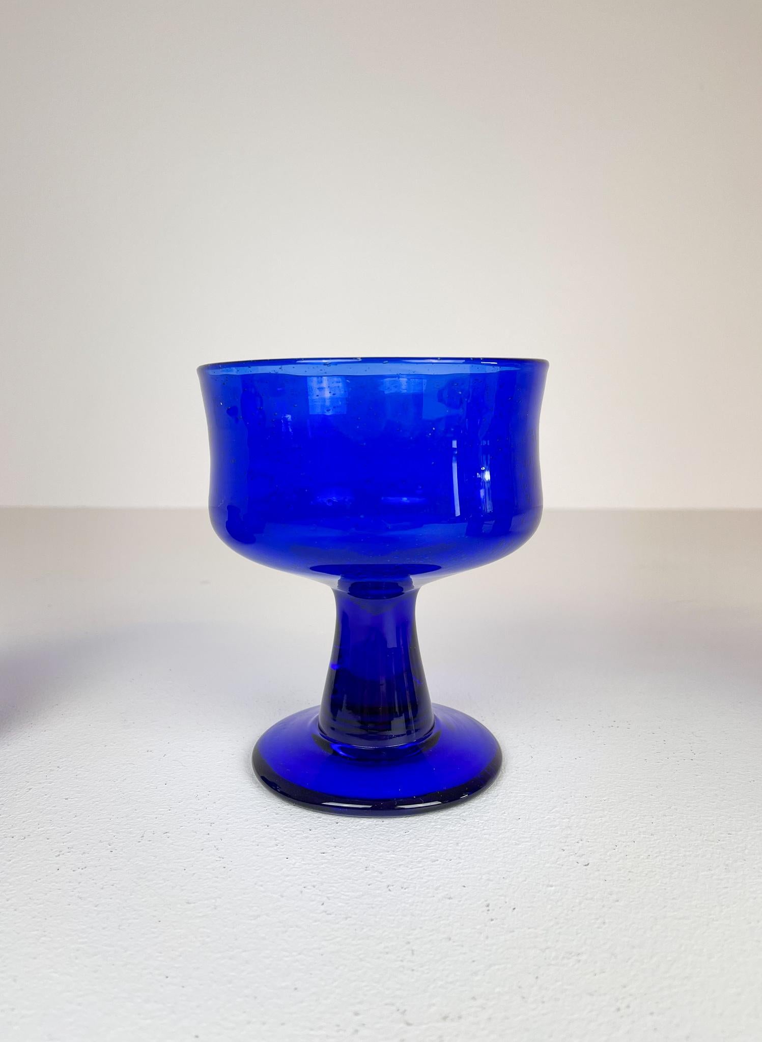 Midcentury Collection of Five Blue Vases by Erik Hoglund, Sweden, 1960s For Sale 1