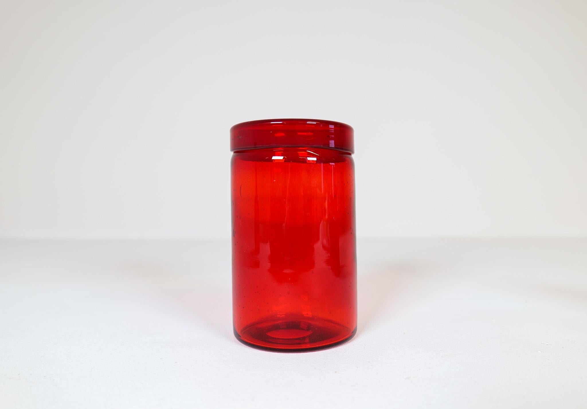 Mid-Century Collection of Five Rare Red Vases by Erik Hoglund, Sweden, 1960s For Sale 3