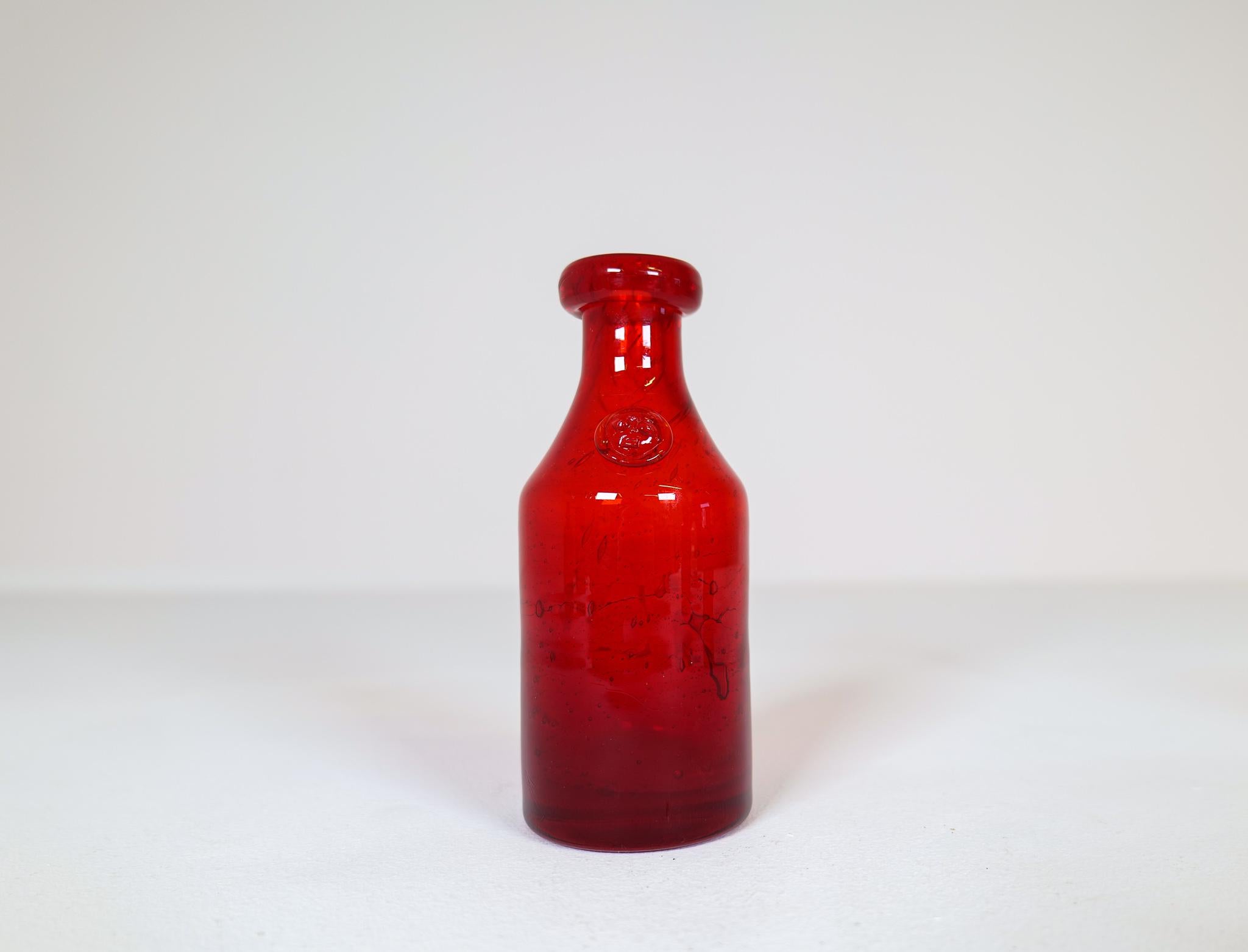 Mid-Century Collection of Five Rare Red Vases by Erik Hoglund, Sweden, 1960s For Sale 1