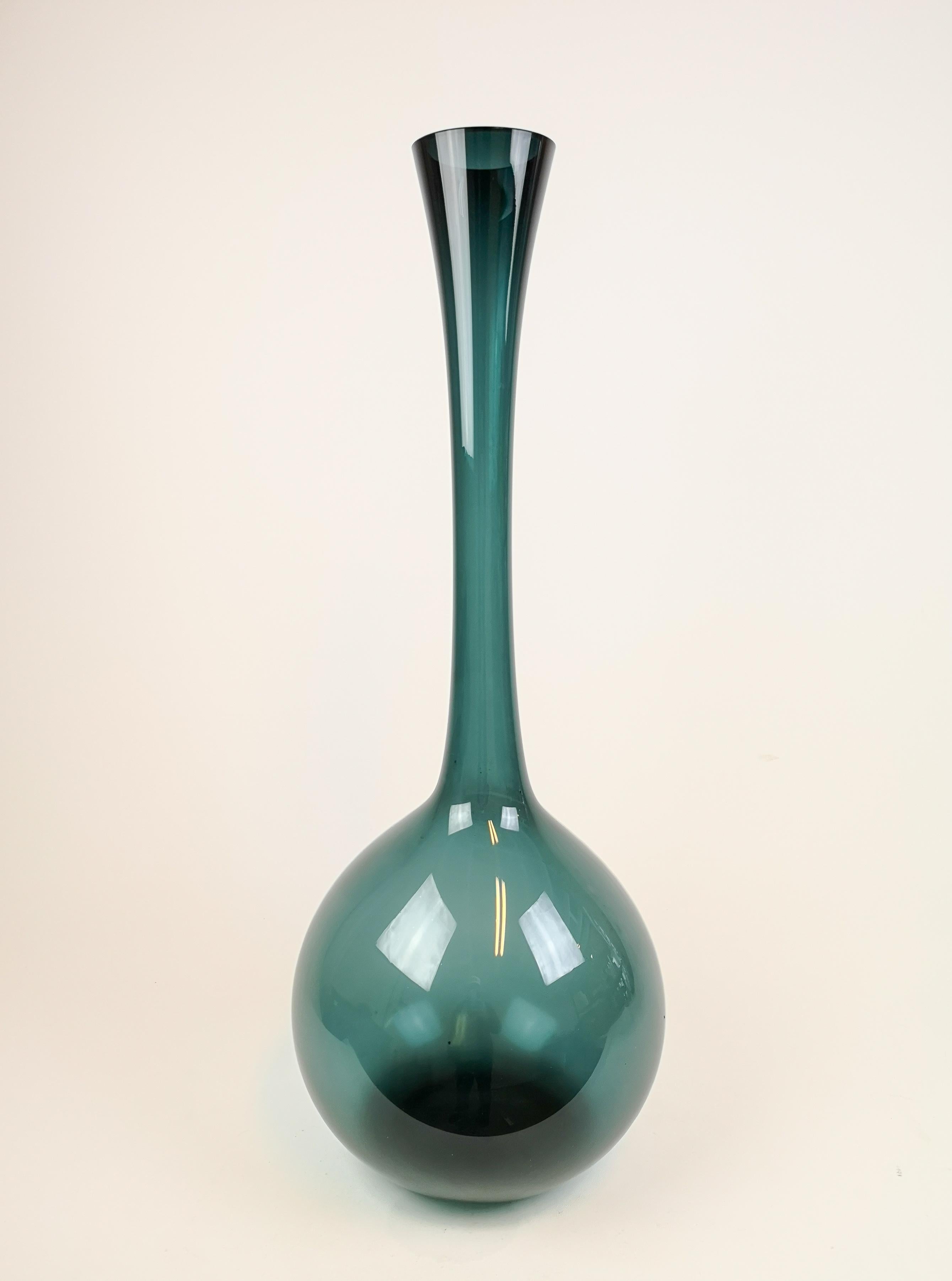 Mid-Century Modern Midcentury Collection of Three Blue Gullaskruf Vases by Arthur Percy Sweden