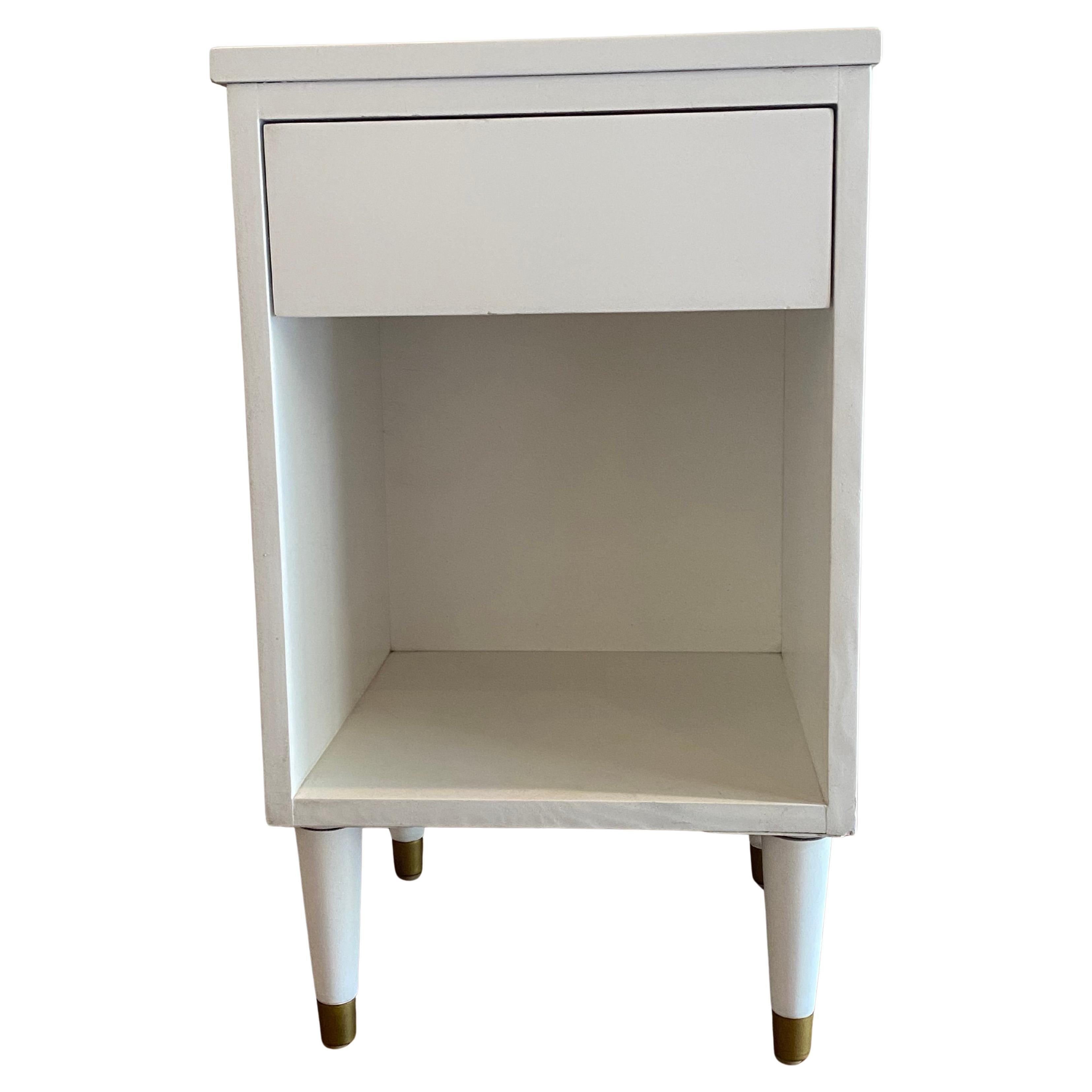 Mid-century  White Lacquered Side Table by Morris