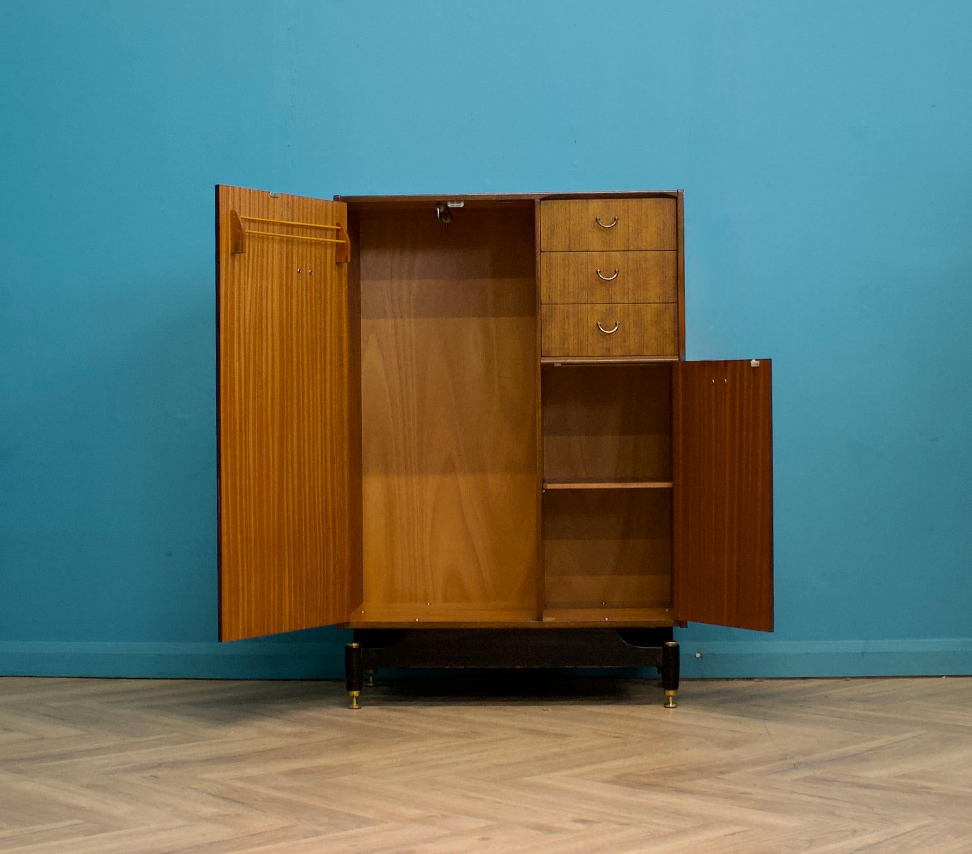 Mid-Century moderno Armadio compatto del Midcentury di G-Plan, anni '60 in vendita