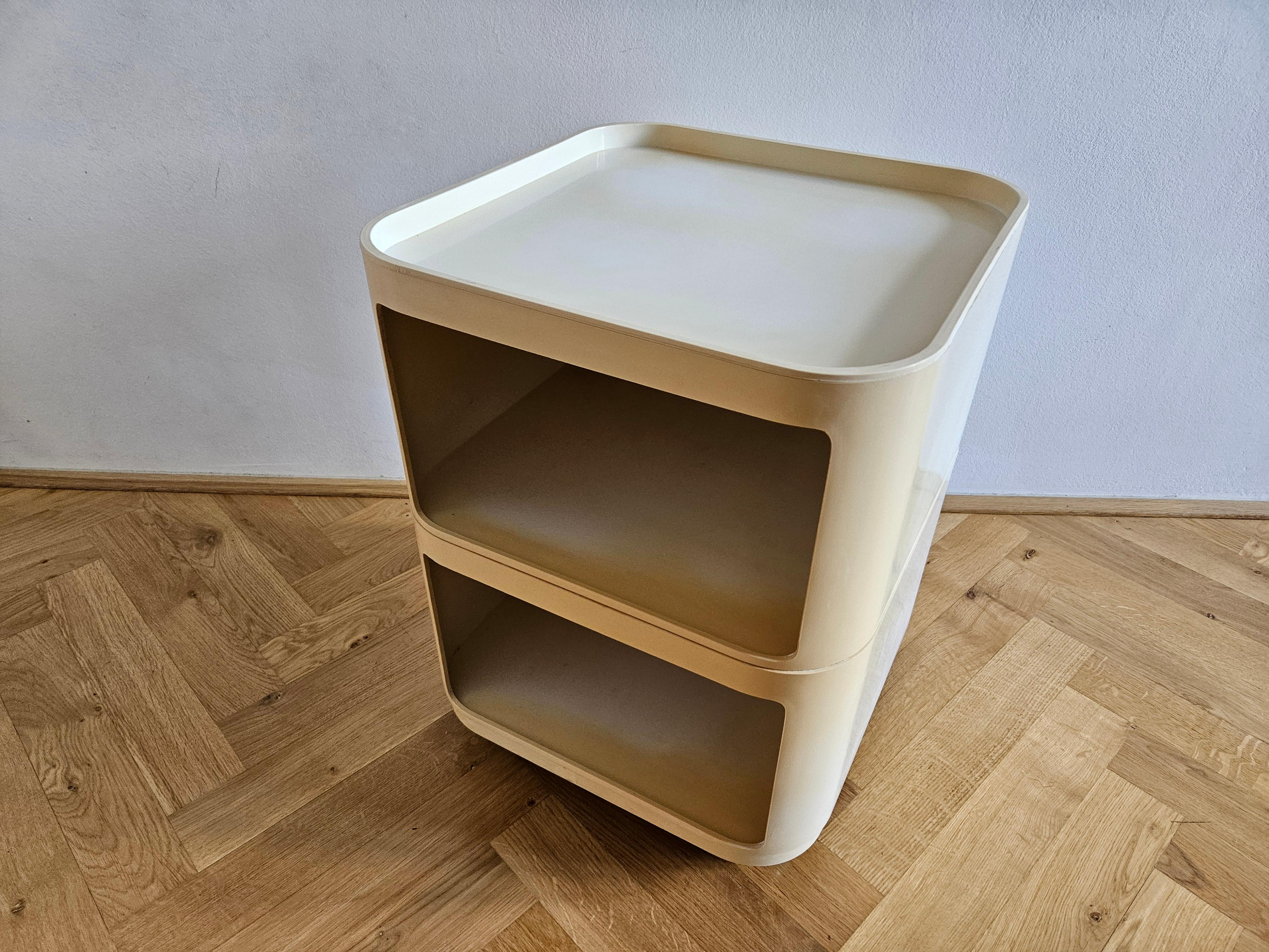 Nachttisch „Componibili“ aus der Mitte des Jahrhunderts, Anna Castelli für Kartell, Italien, 1960er Jahre (Italienisch) im Angebot
