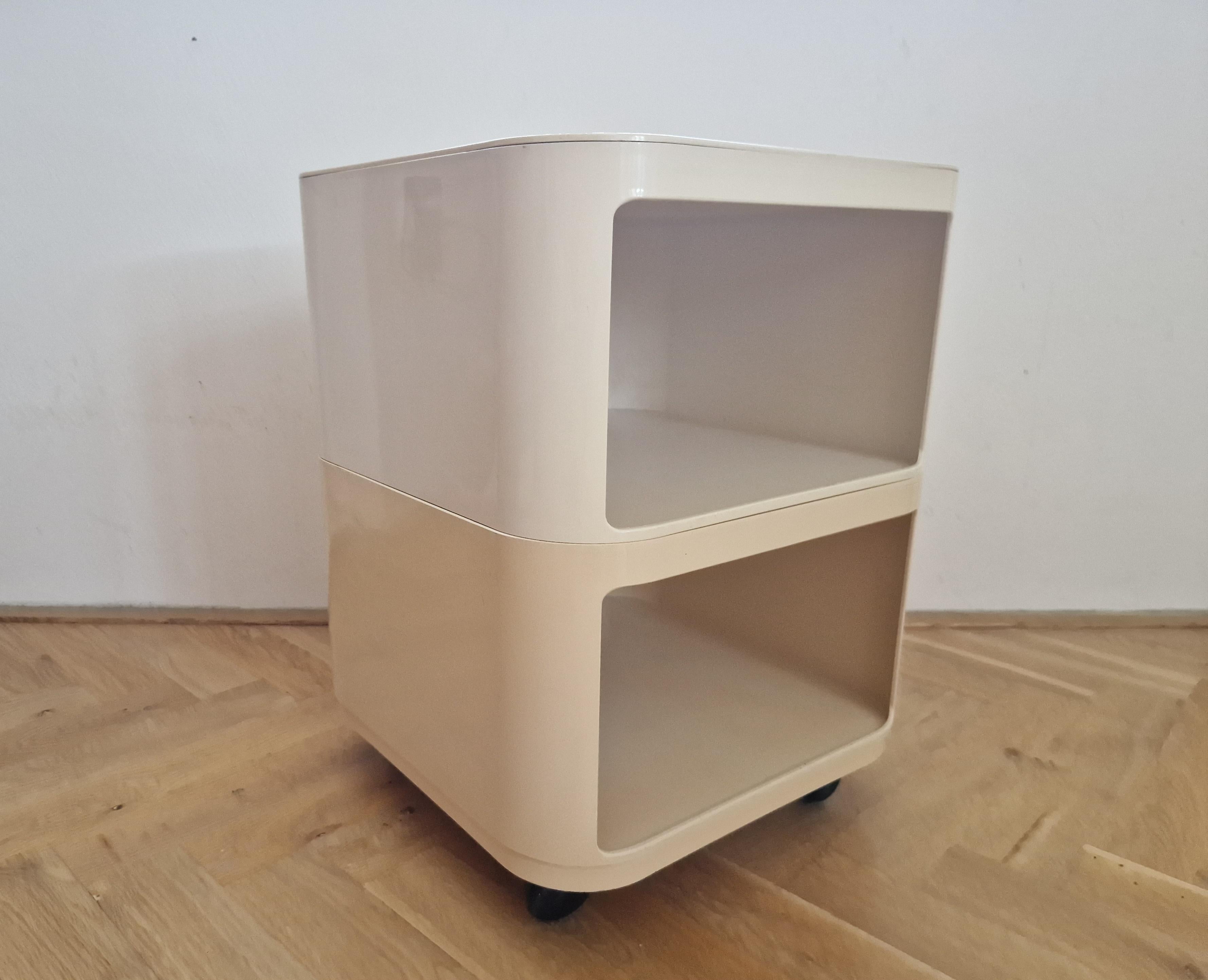 Nachttisch „Componibili“ aus der Mitte des Jahrhunderts, Anna Castelli für Kartell, Italien, 1960er Jahre (Mitte des 20. Jahrhunderts) im Angebot