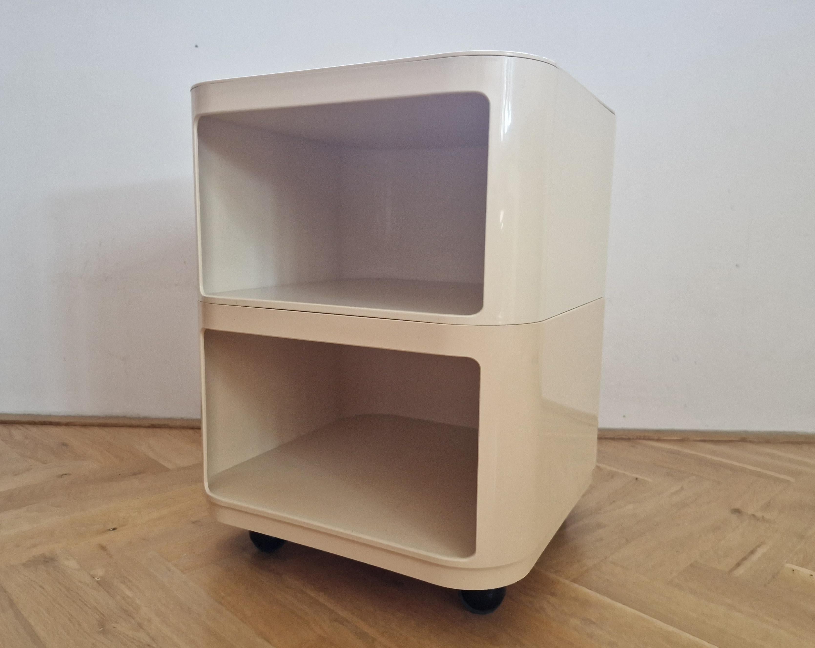 Nachttisch „Componibili“ aus der Mitte des Jahrhunderts, Anna Castelli für Kartell, Italien, 1960er Jahre im Angebot 2