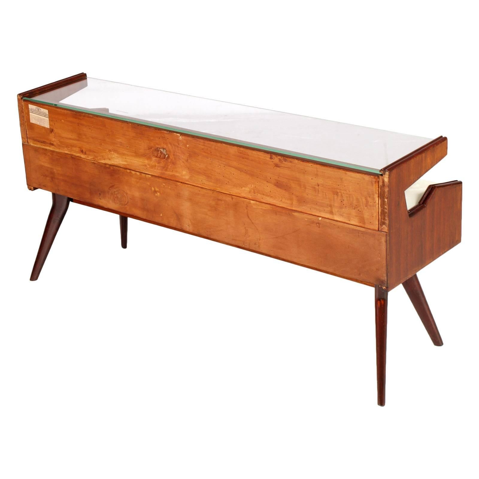 Midcentury Console in Walnut, Attributed to Dassi, circa 1954 In Good Condition For Sale In Vigonza, Padua