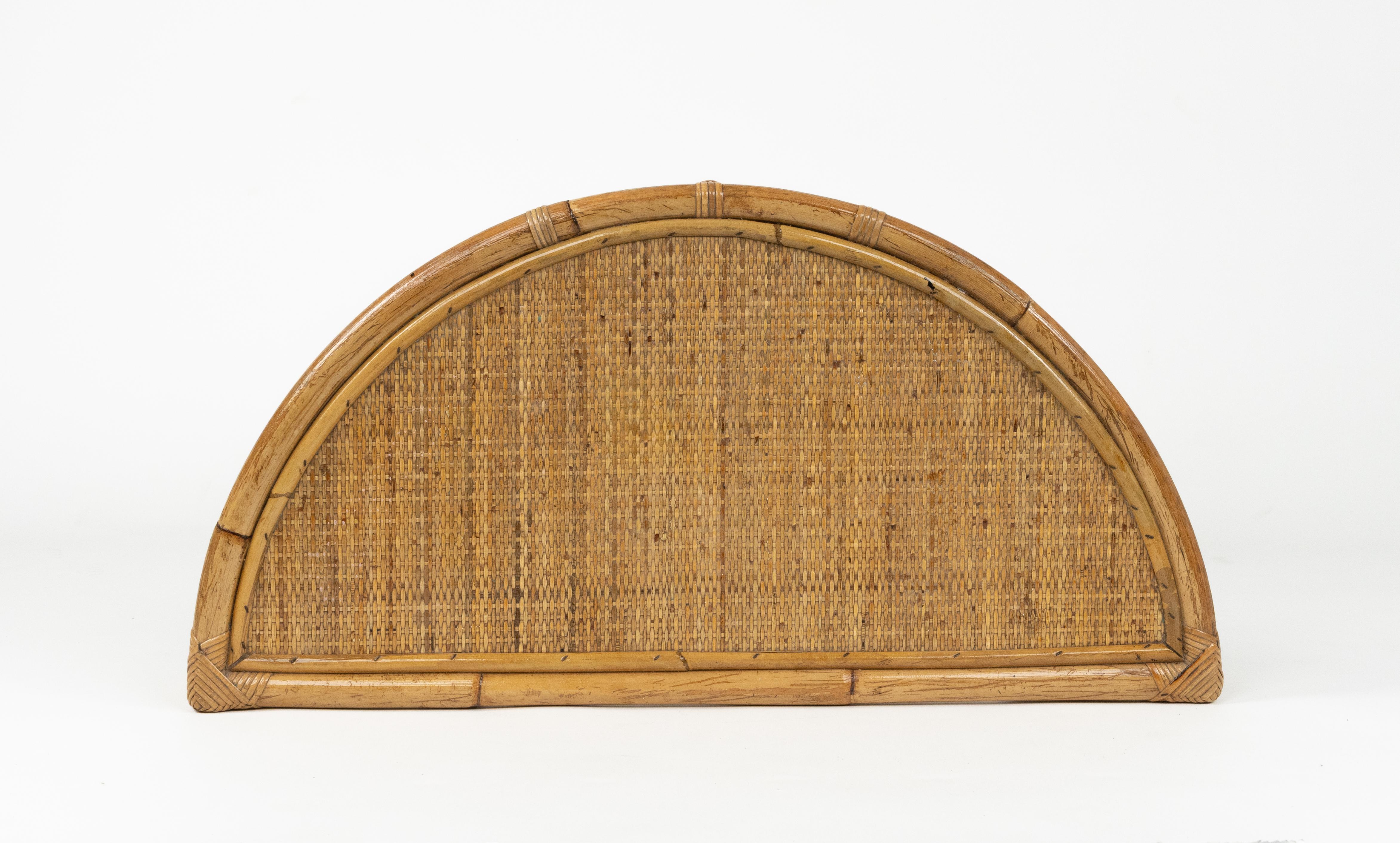 Midcentury Console Table in Rattan and Bamboo Franco Albini Style, Italy 1970s For Sale 4