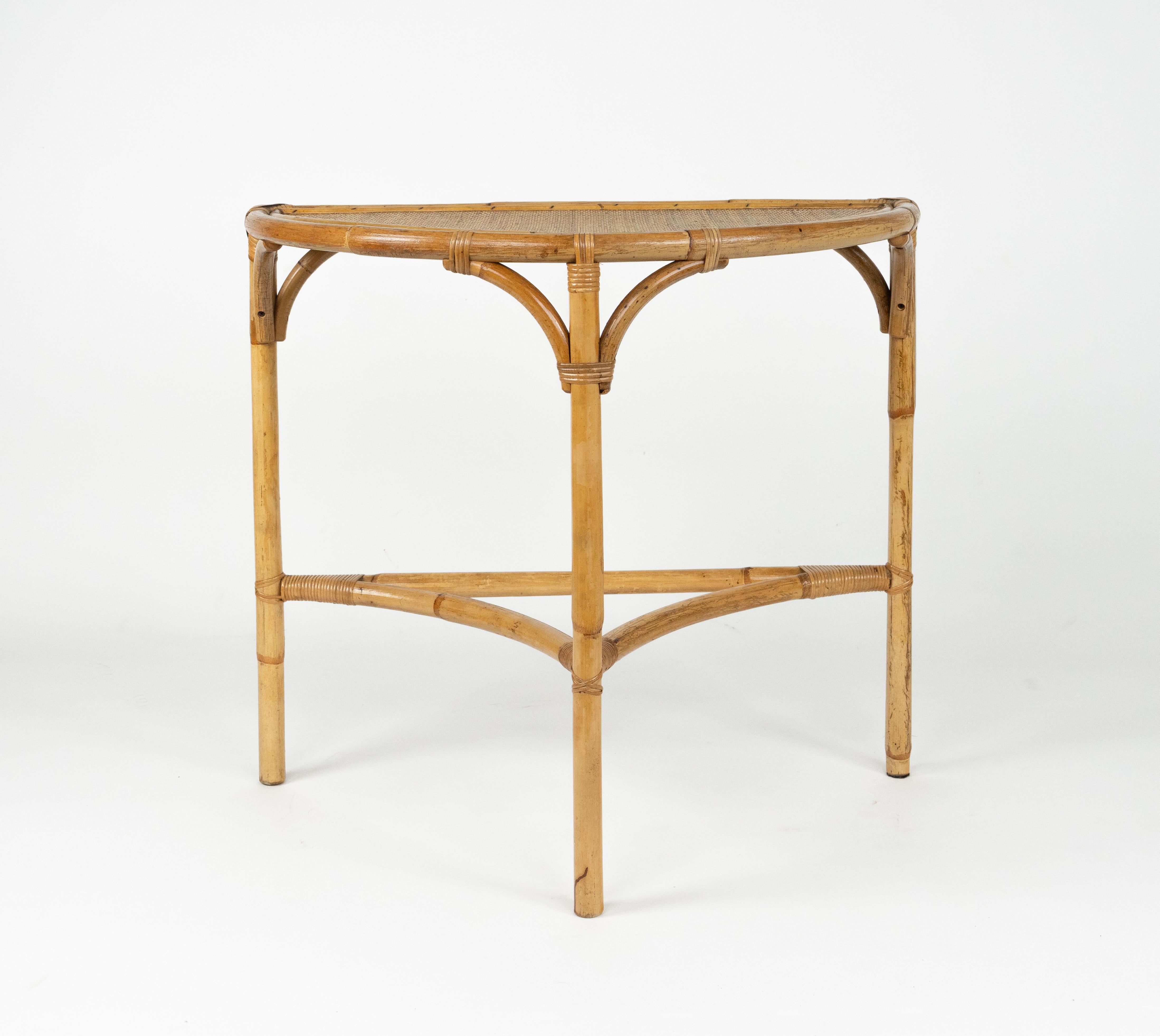 Italian Midcentury Console Table in Rattan and Bamboo Franco Albini Style, Italy 1970s For Sale