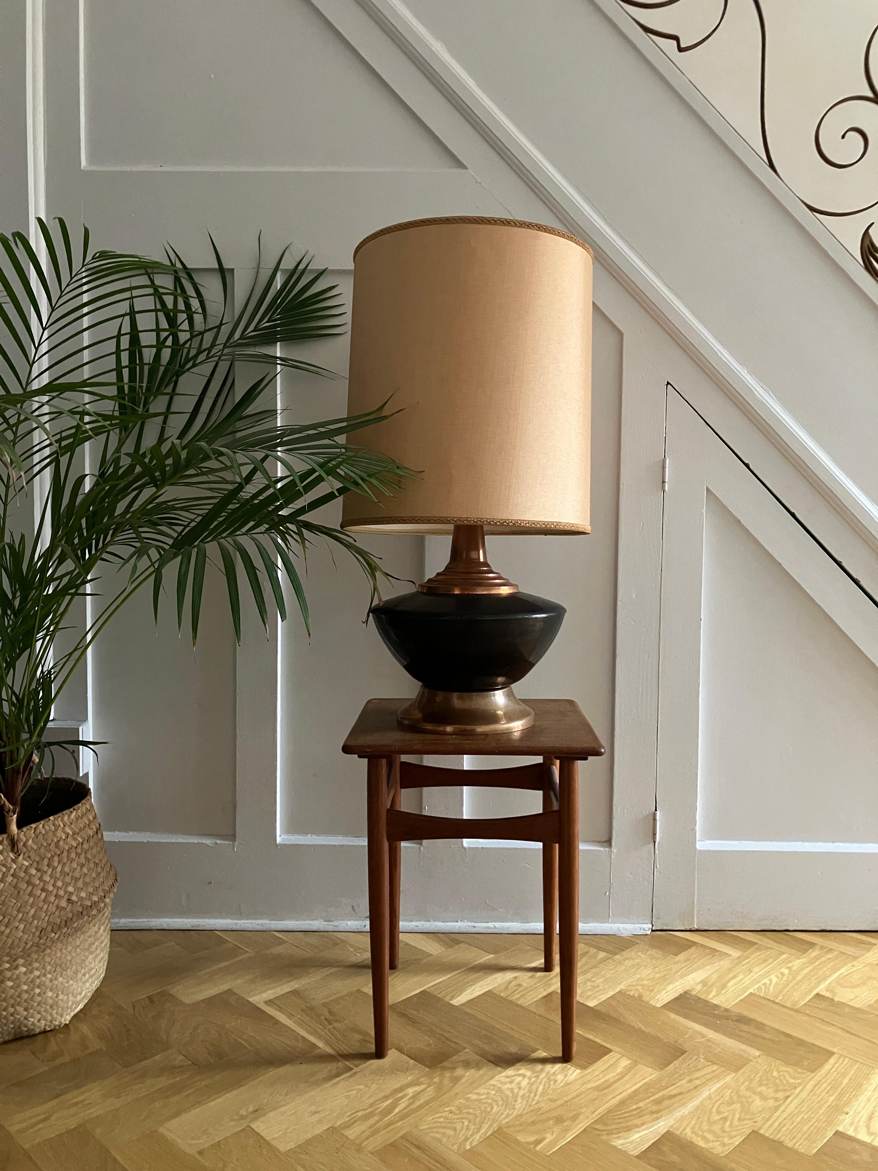 Mid-Century Modern Midcentury Copper Crafts Ltd Copper Lamp Made in Africa For Sale