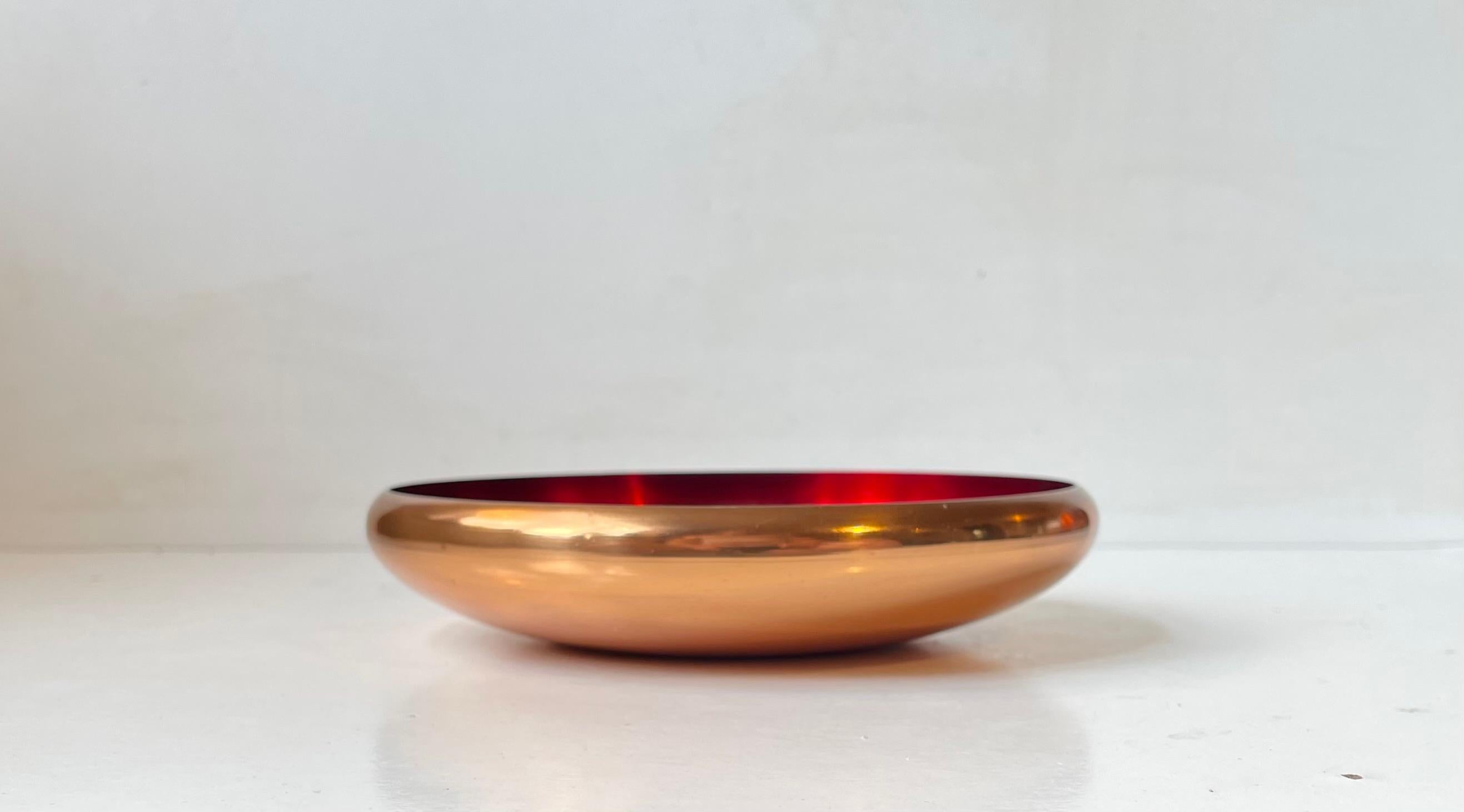 Scandinavian Modern Midcentury Copper & Enamel Bowl by Odel Kobber Norway, 1960s For Sale