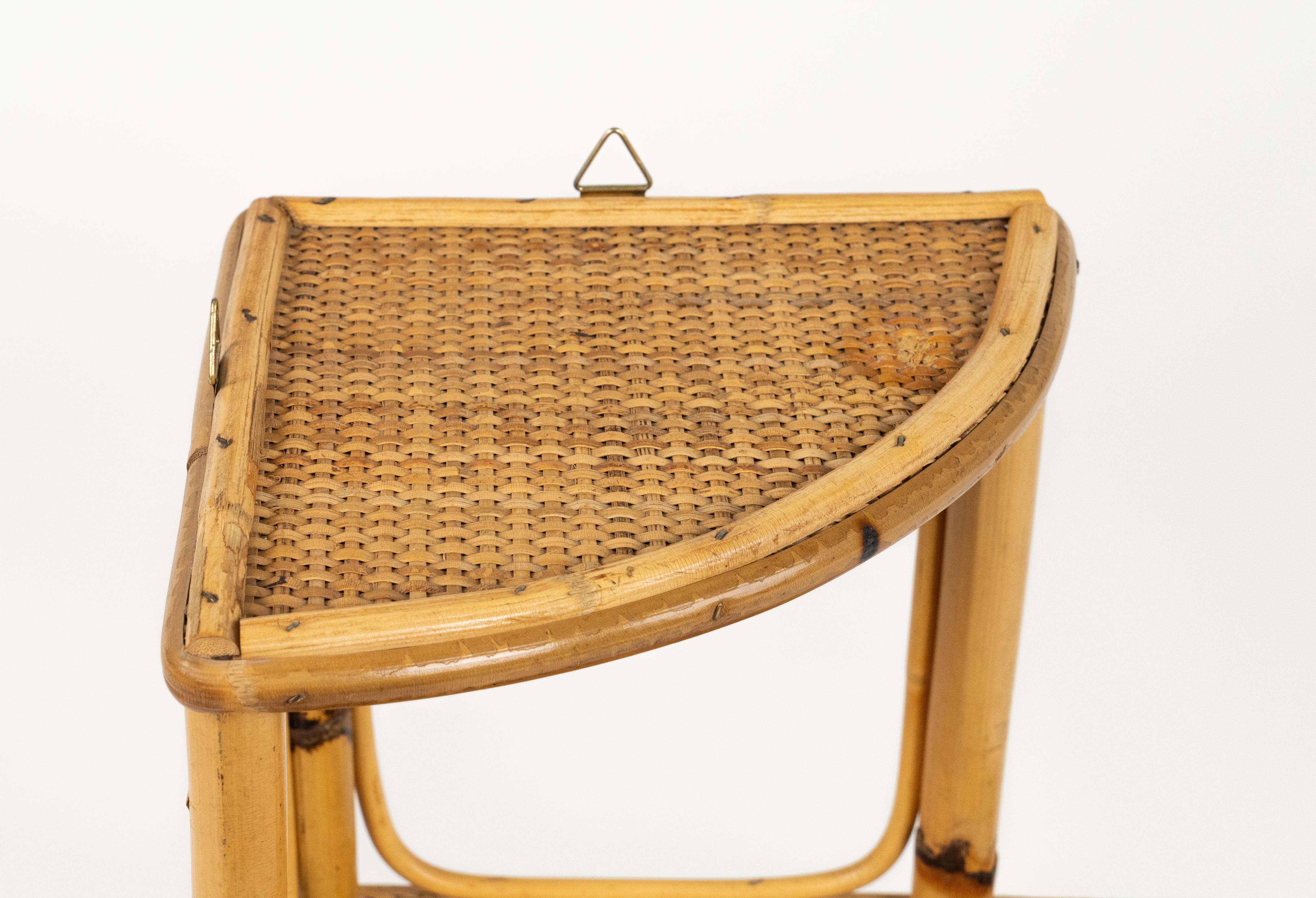 Eckregal aus Bambus, Rattan und Korbweide aus der Mitte des Jahrhunderts, Italien 1960er Jahre, Paar 9