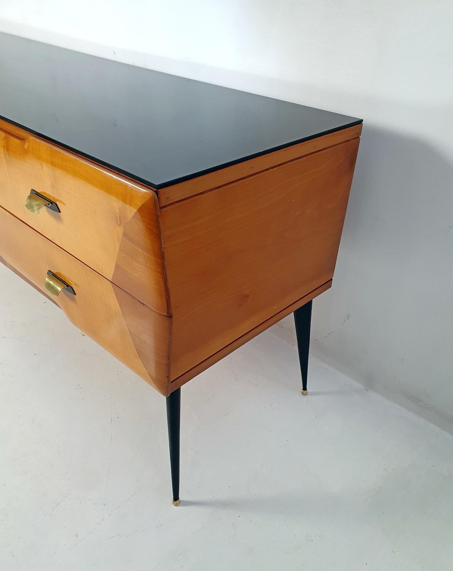 Italian Midcentury Credenza in the Manner of Gio Ponti, Italy For Sale