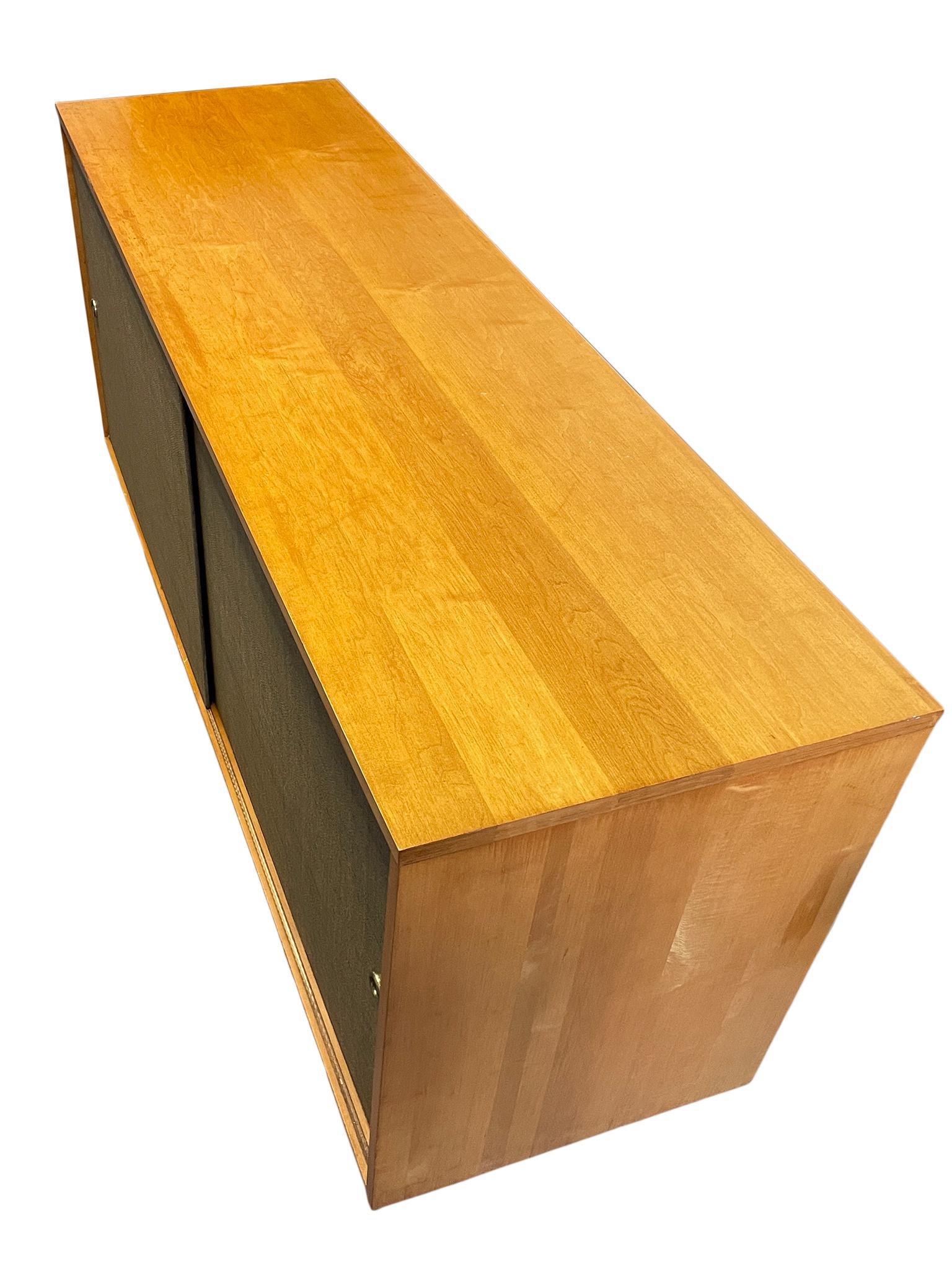 Midcentury Credenza Paul McCobb Planner Group #1514 Blonde Maple In Good Condition In Brooklyn, NY