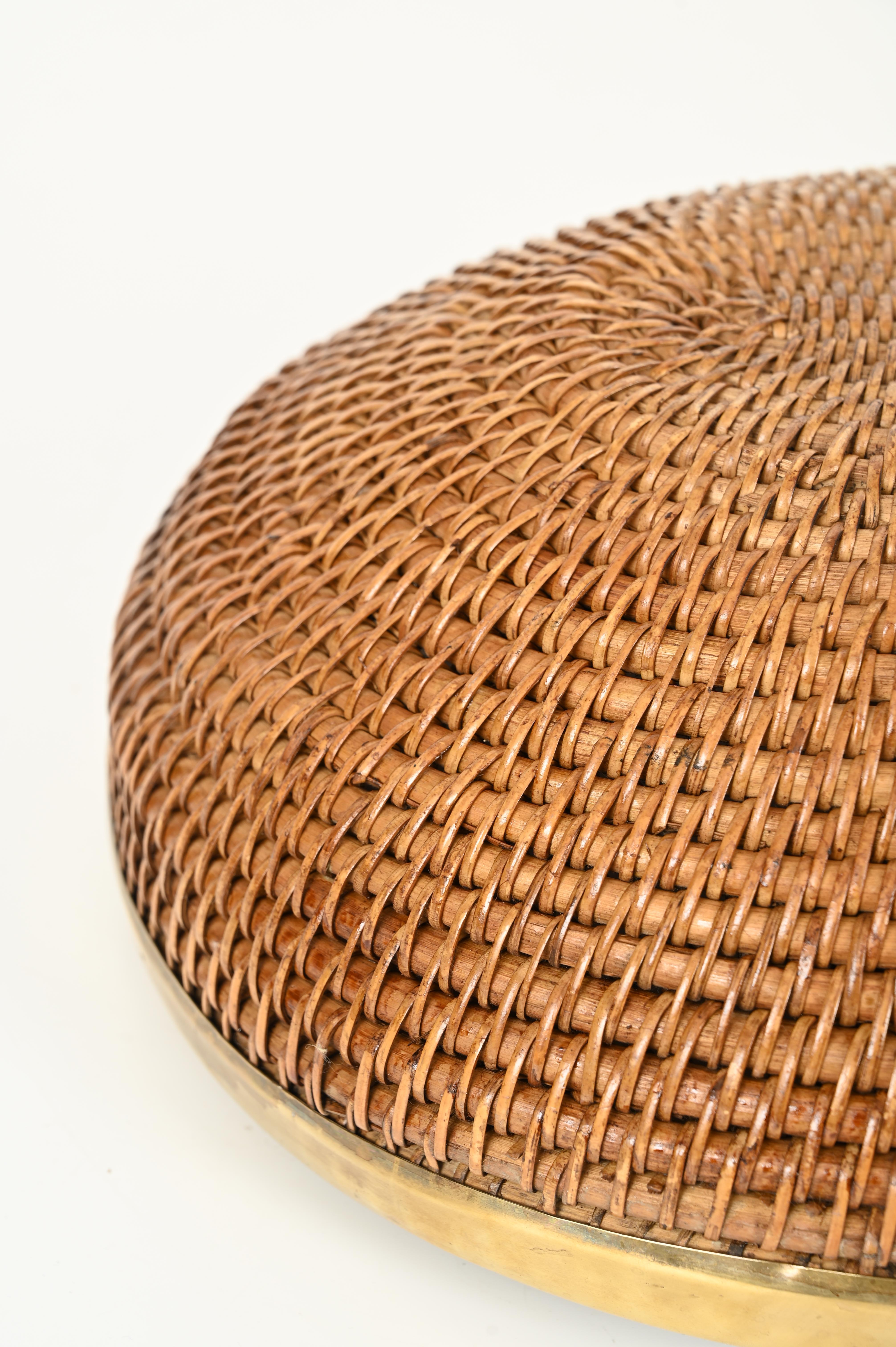 Midcentury Crespi Style Italian Centerpiece or Bowl in Rattan and Brass, 1970s For Sale 6