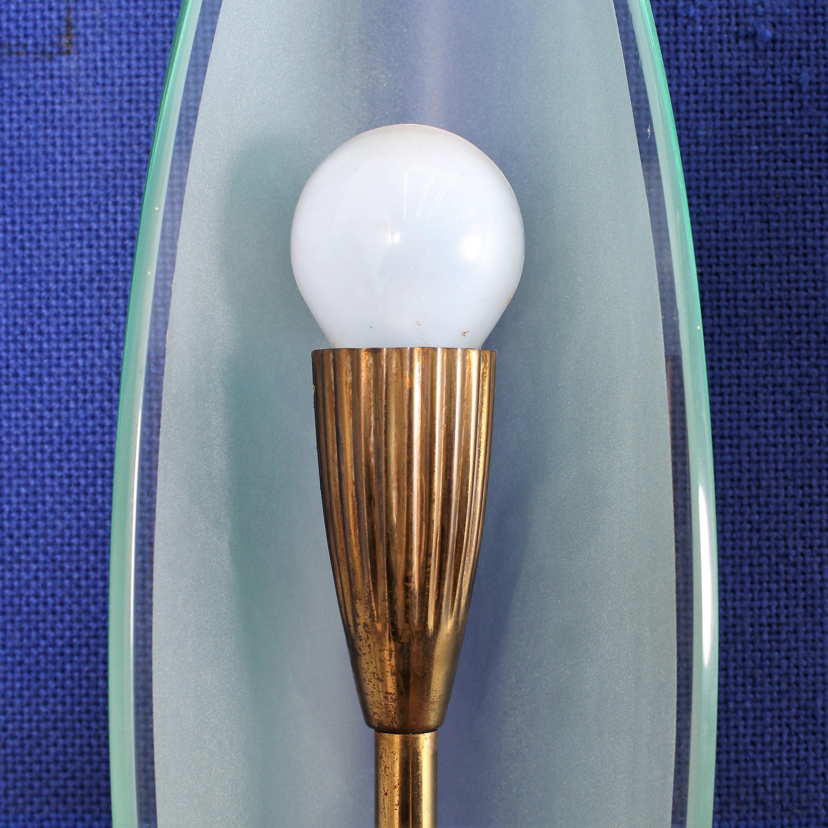Midcentury Cristal Art Curved Colored Satin Glass Sconces, Italy, Late 1950s In Good Condition In Palermo, IT