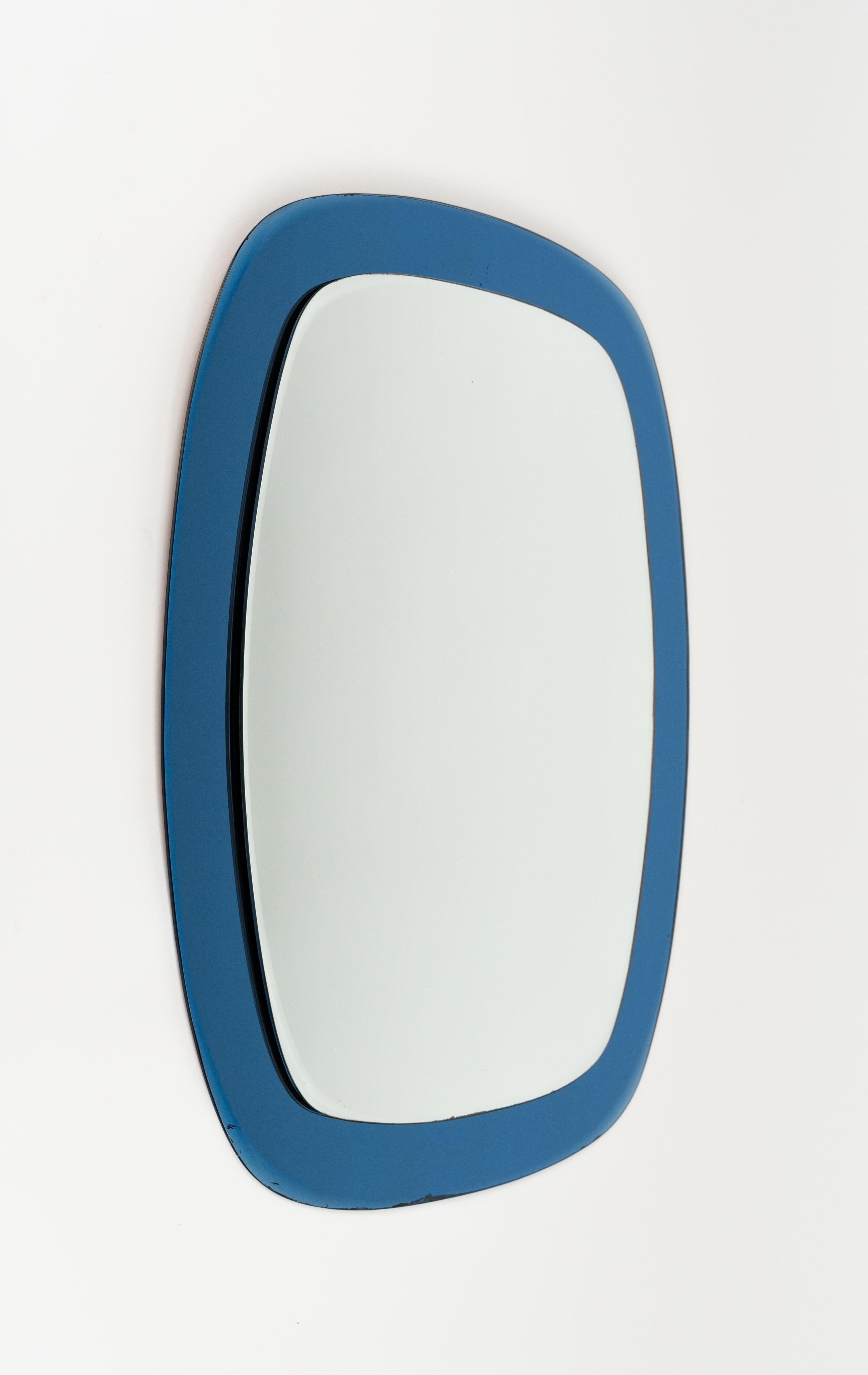 Italian Midcentury Cristal Art Oval Wall Mirror with Blue Frame, Italy 1960s For Sale