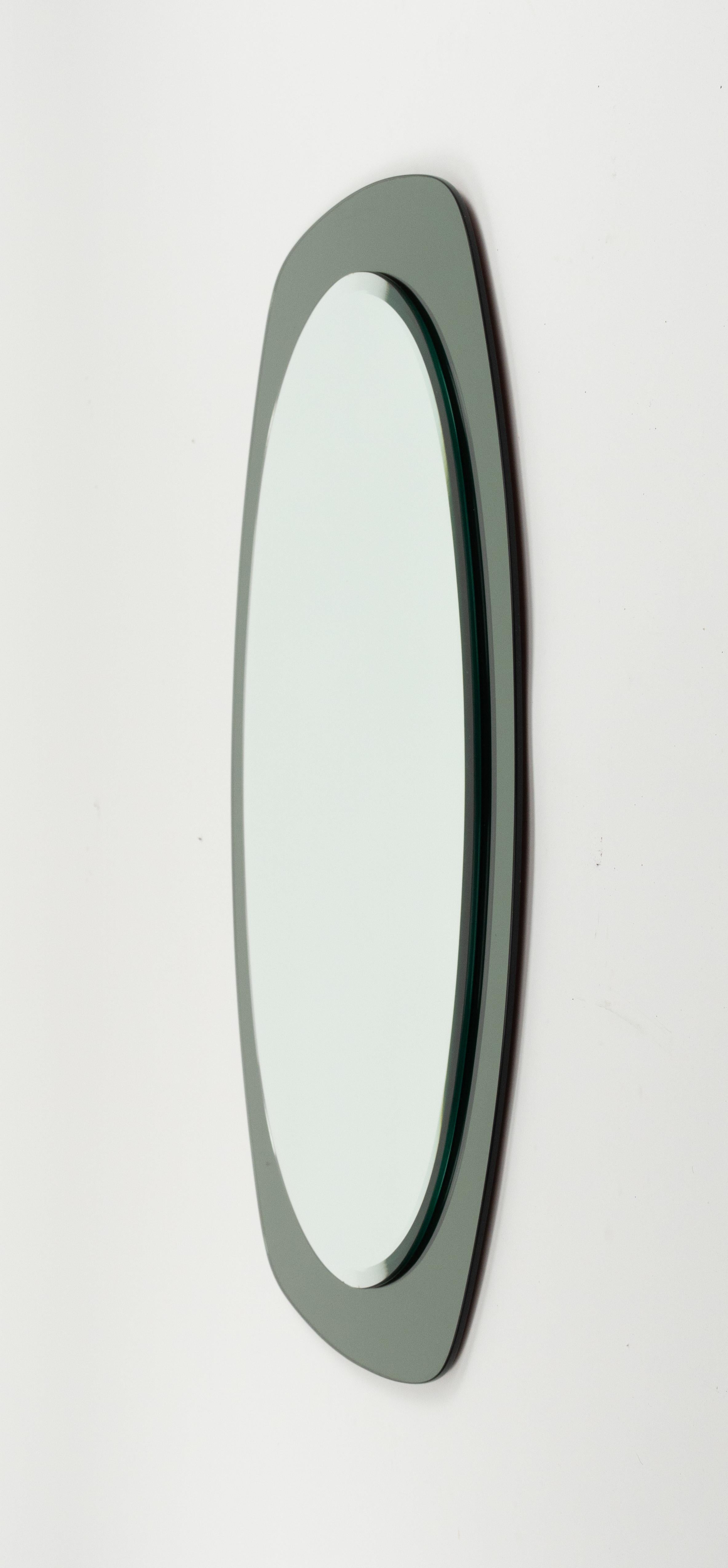 Midcentury Cristal Art Oval Wall Mirror with Green Frame, Italy 1960s For Sale 5