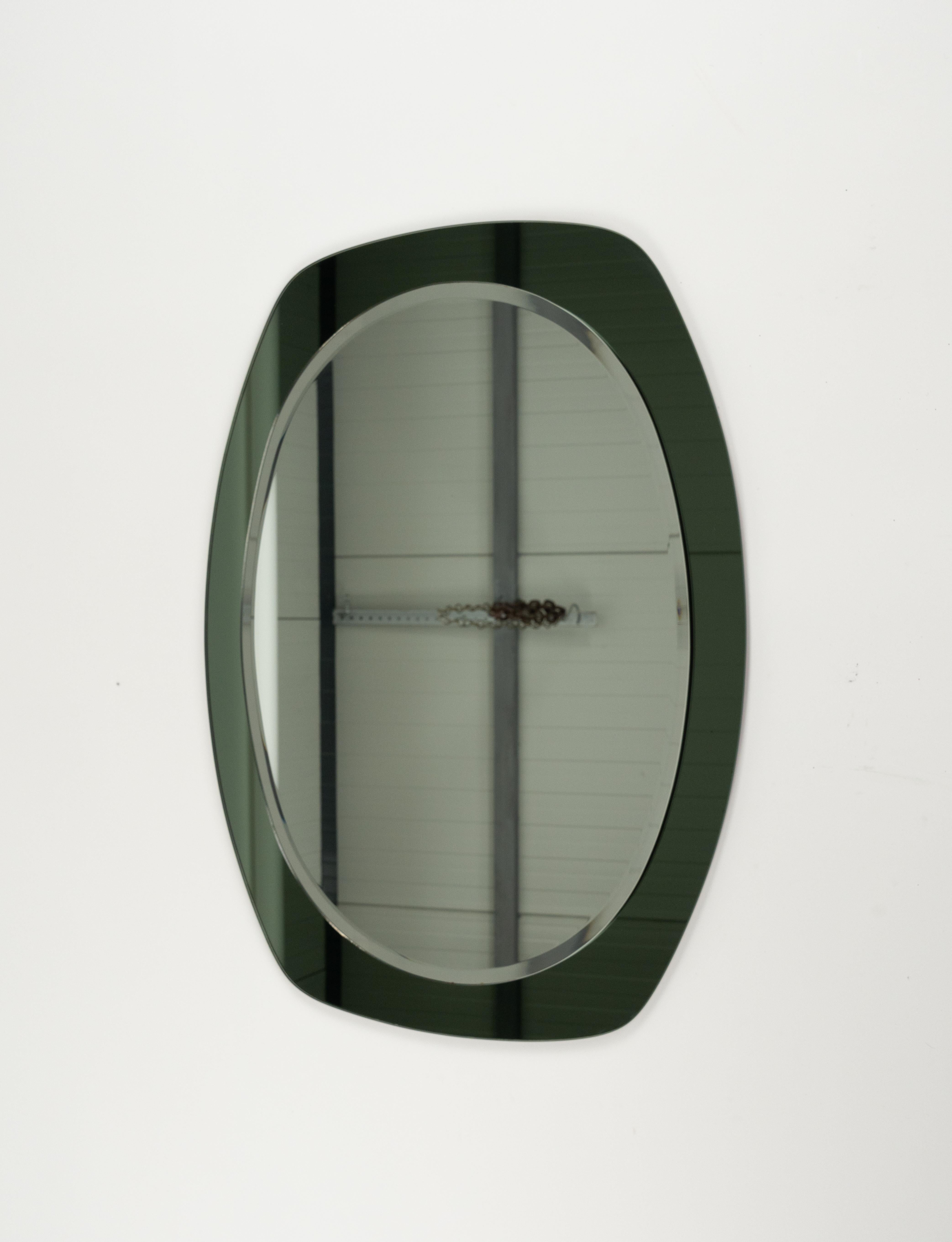 Mid-20th Century Midcentury Cristal Art Oval Wall Mirror with Green Frame, Italy 1960s For Sale
