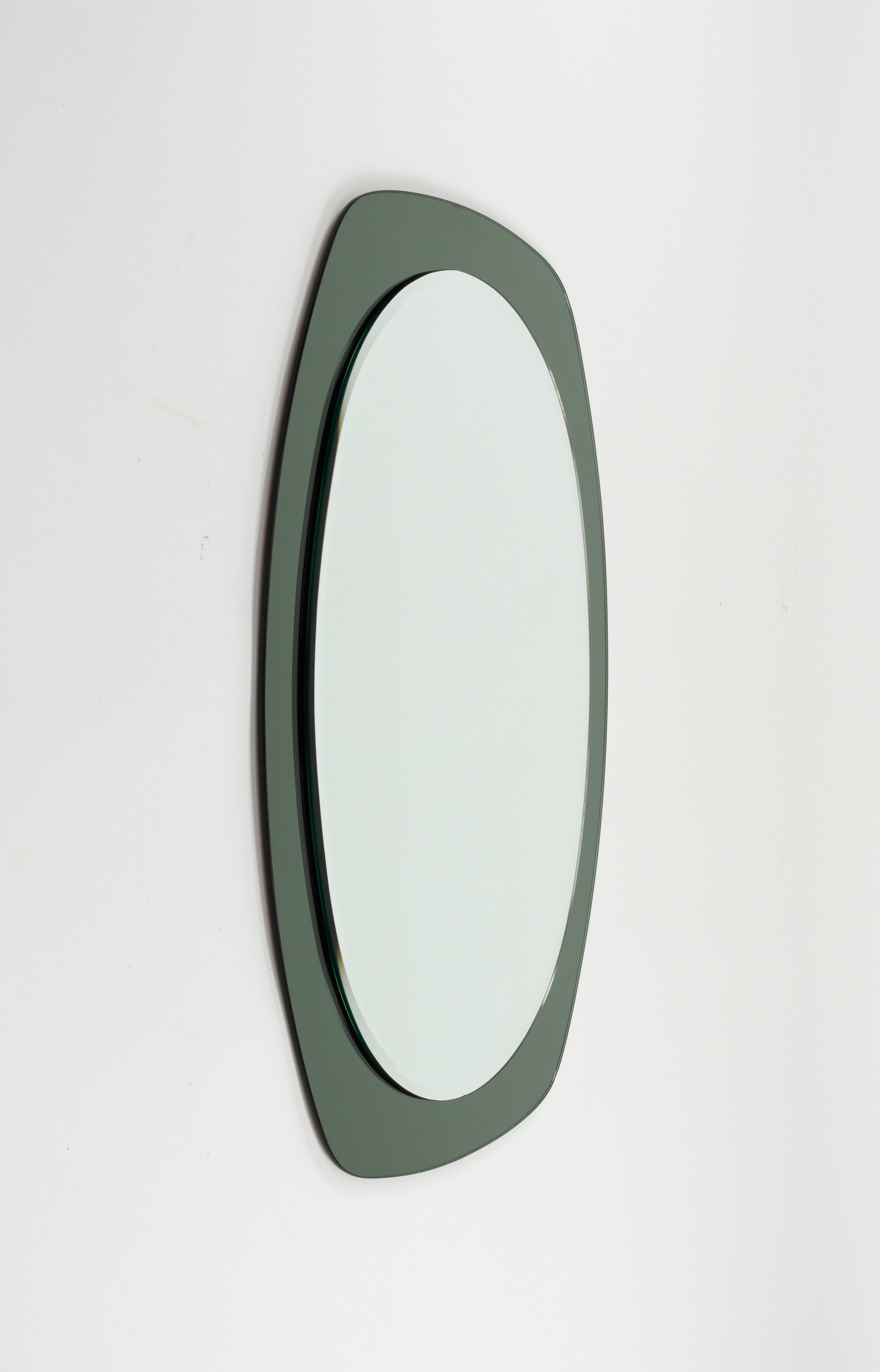 Metal Midcentury Cristal Art Oval Wall Mirror with Green Frame, Italy 1960s For Sale