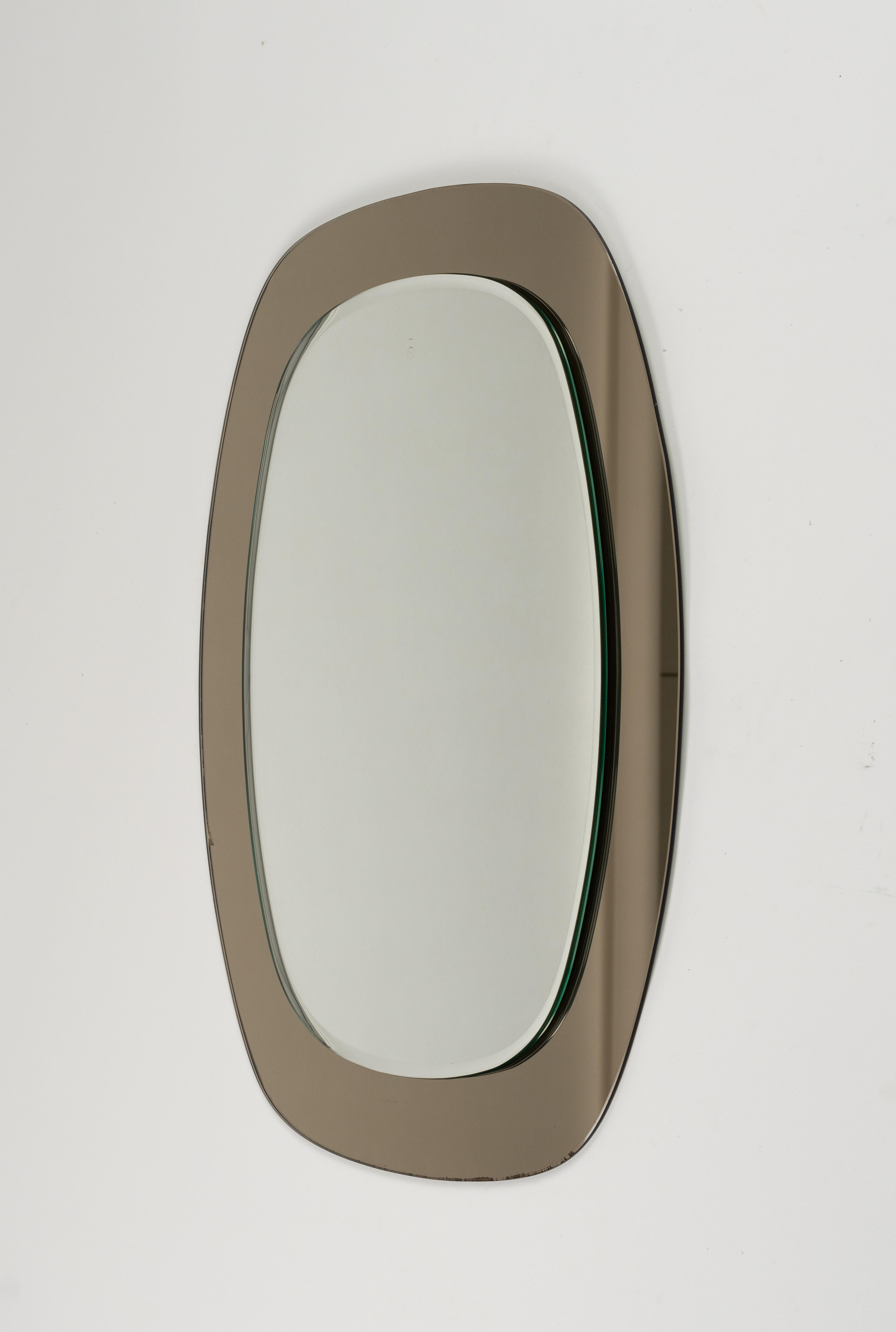 Midcentury Cristal Art Oval Wall Mirror with Smoked Frame, Italy 1960s For Sale 1