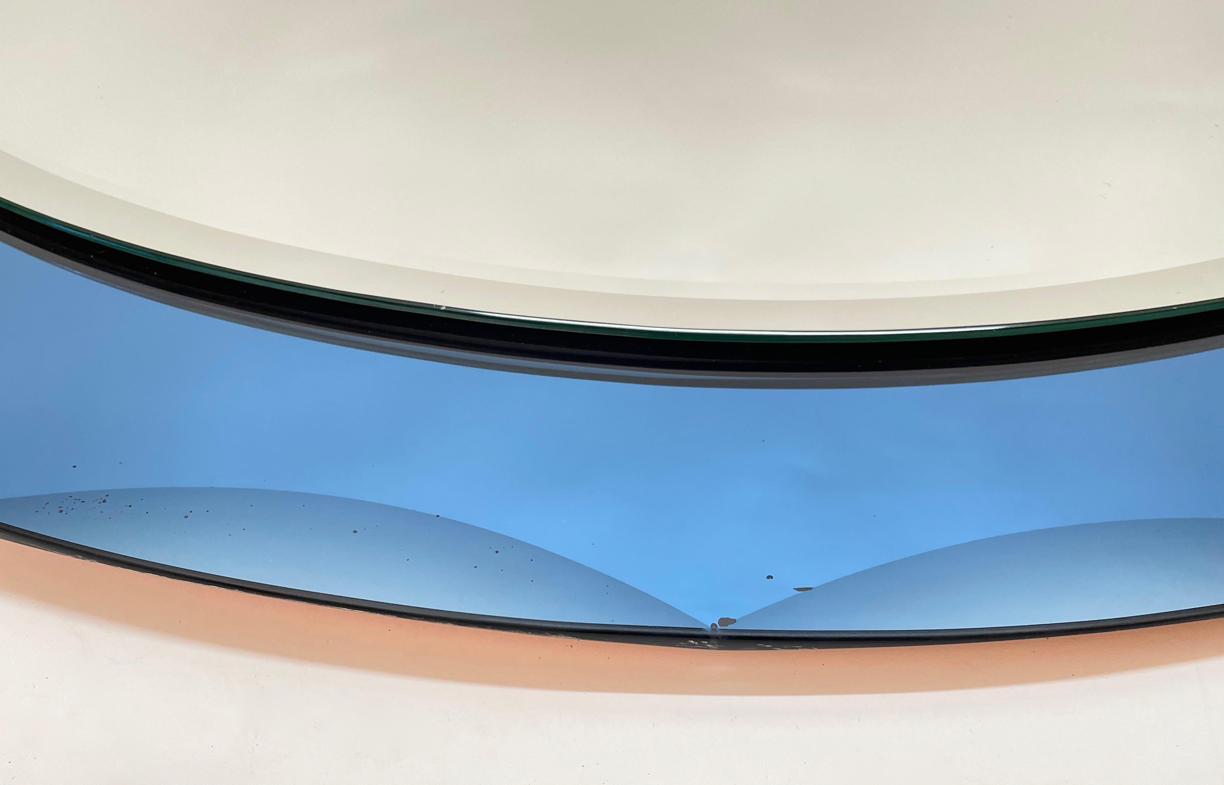 Miroir ovale italien Cristal Arte du milieu du siècle dernier avec cadre bleu gravé, années 1960 en vente 6