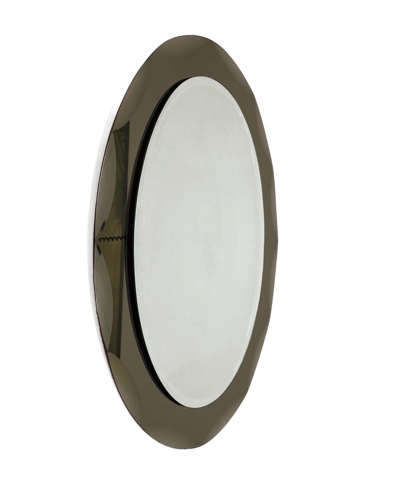 Midcentury Cristal Arte Italian Oval Mirror with Graven Bronzed Frame, 1960s In Good Condition For Sale In Roma, IT