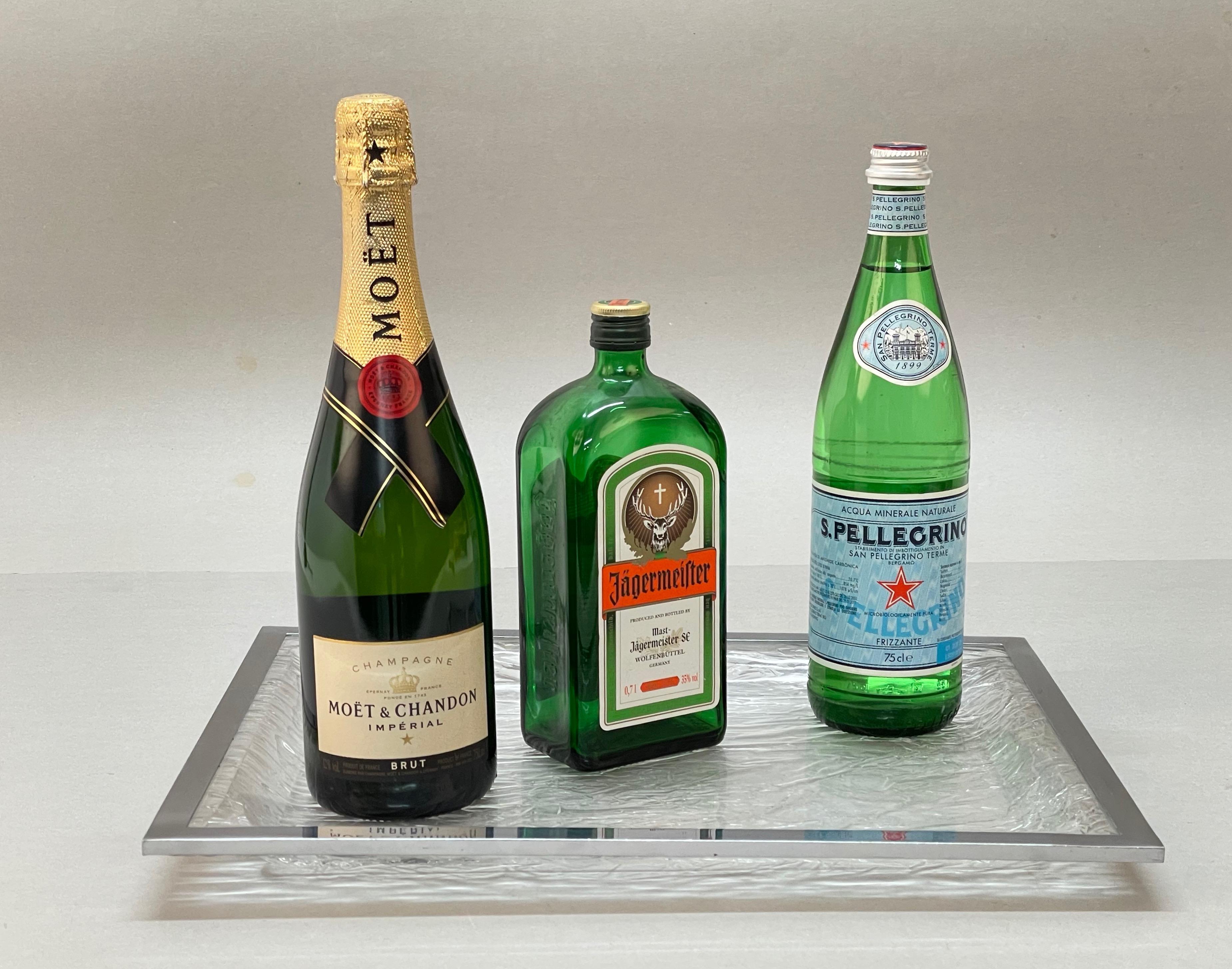 Bandeja italiana de cristal, lucita y cromo de mediados de siglo, estilo Willy Rizzo, años 70 en venta 9
