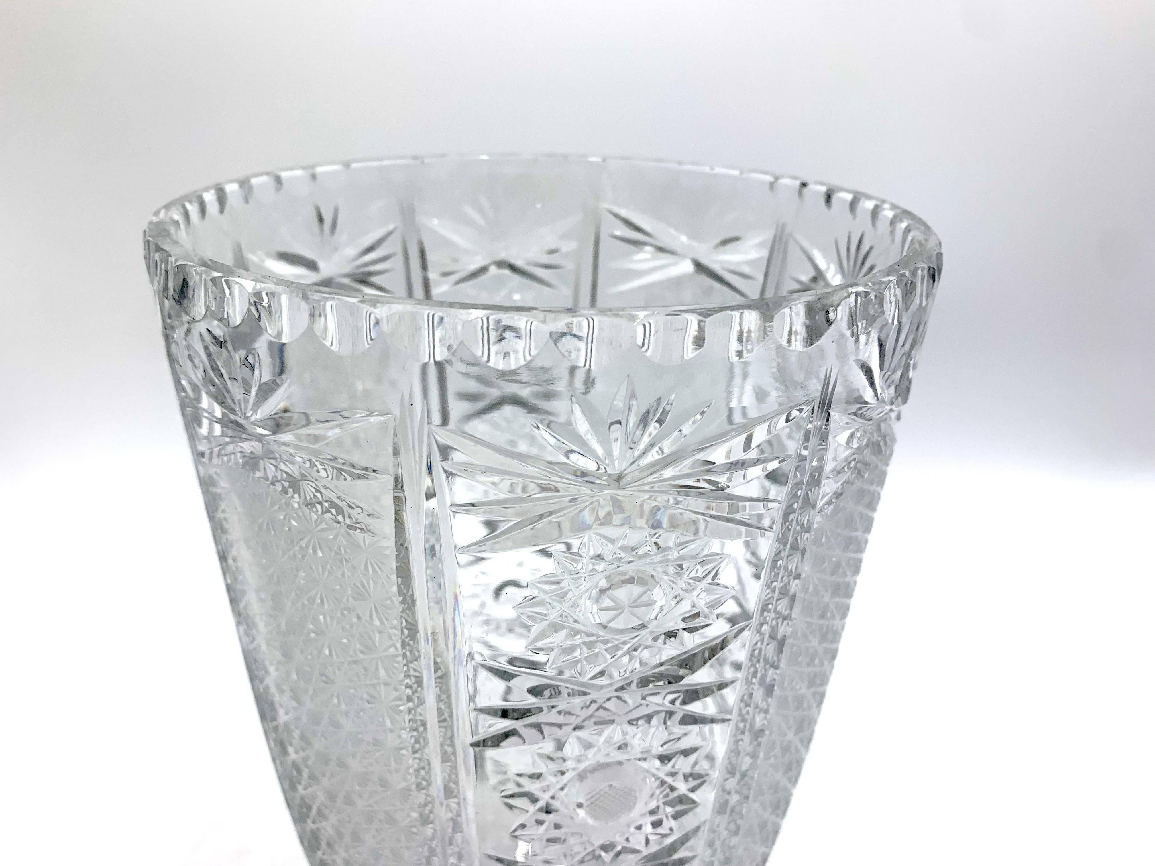Midcentury Crystal Vase, Poland, 1960s For Sale 4