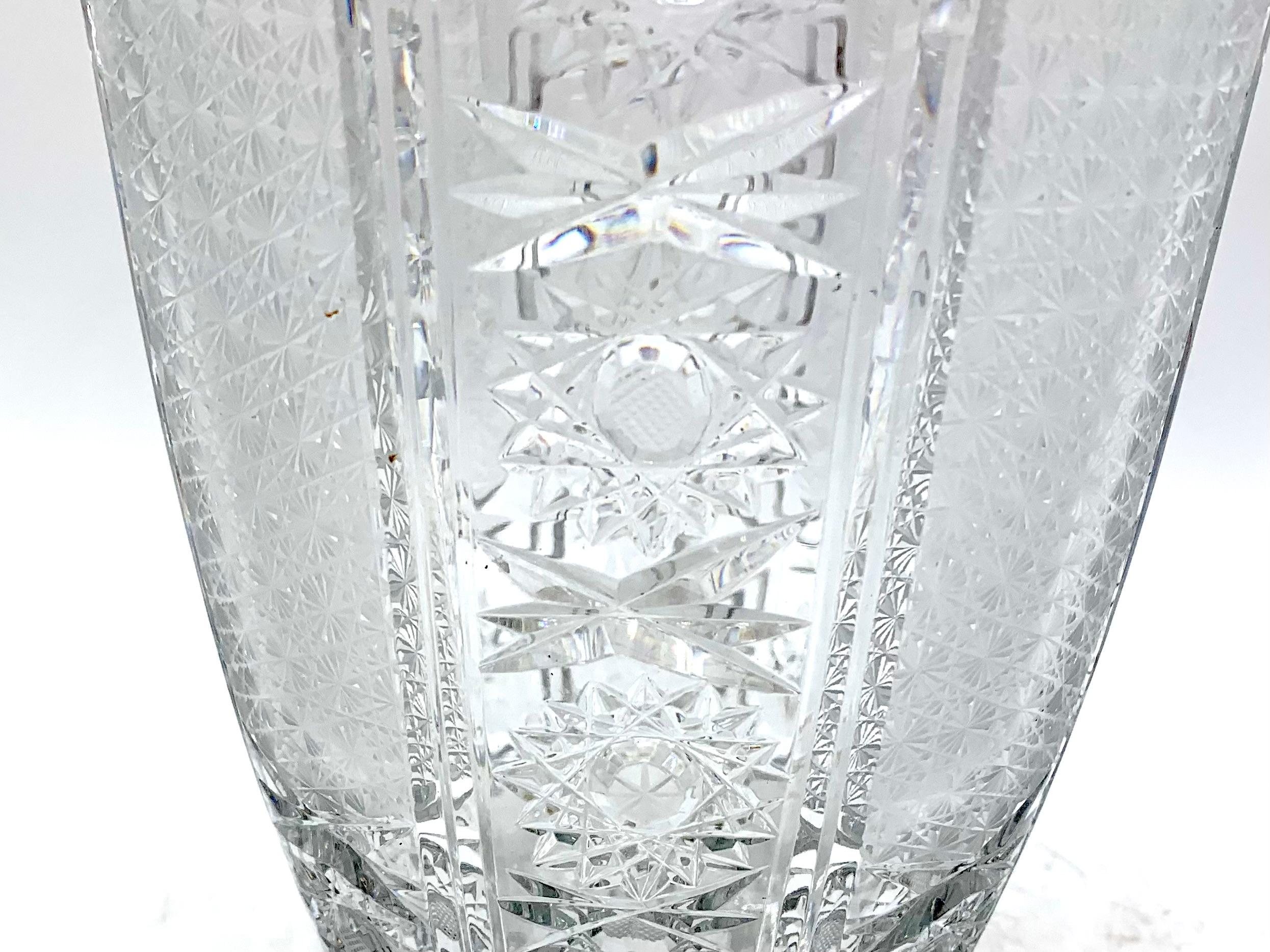 Midcentury Crystal Vase, Poland, 1960s For Sale 1