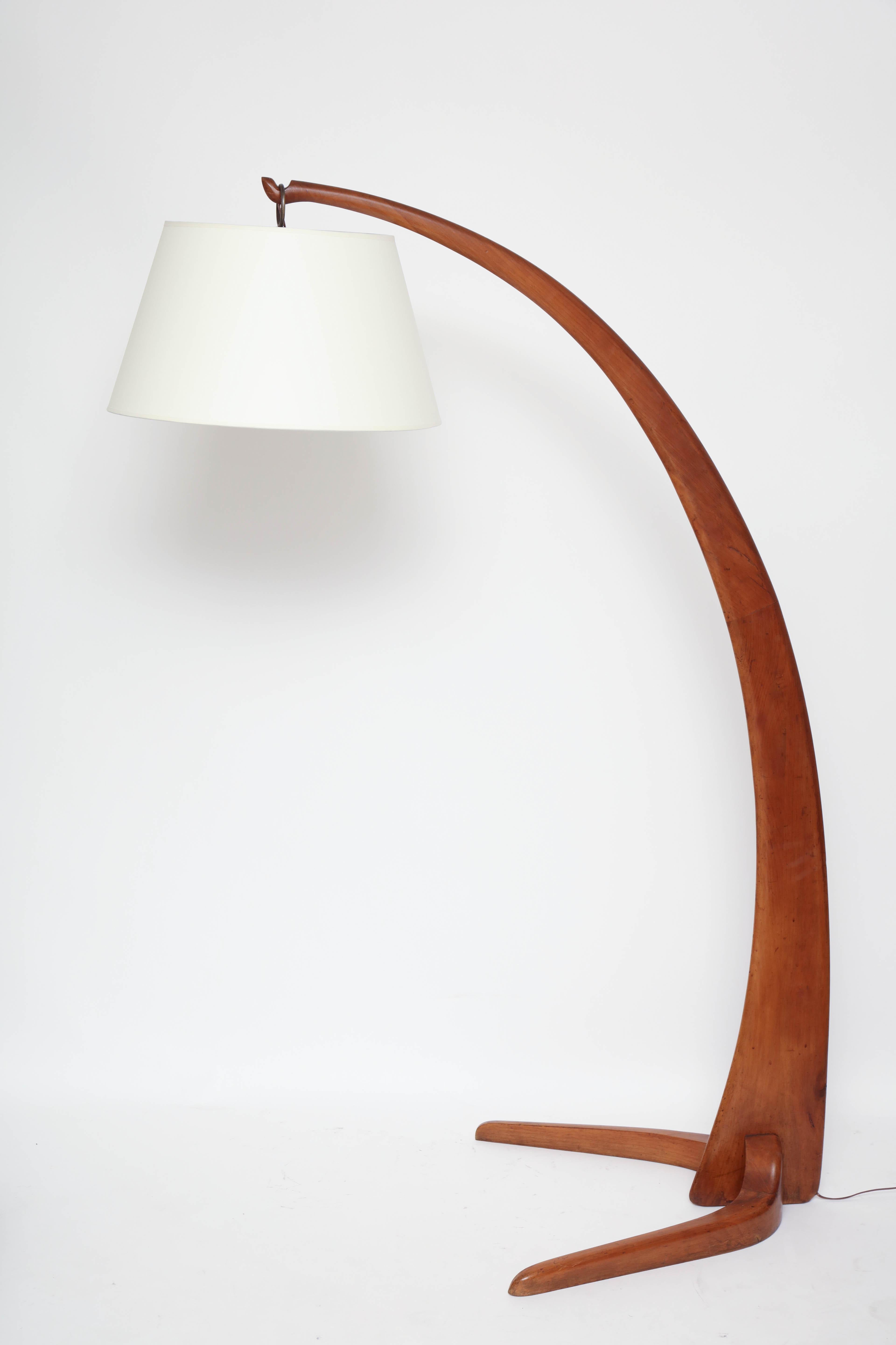 Midcentury cherrywood reading lamp with U-form base and curved standard (Lampshade included). Recently rewired for US specifications.



Available to see in our NYC Showroom 
BK Antiques
306 East 61st St. 2nd fl.
New York, NY 10065
 
    