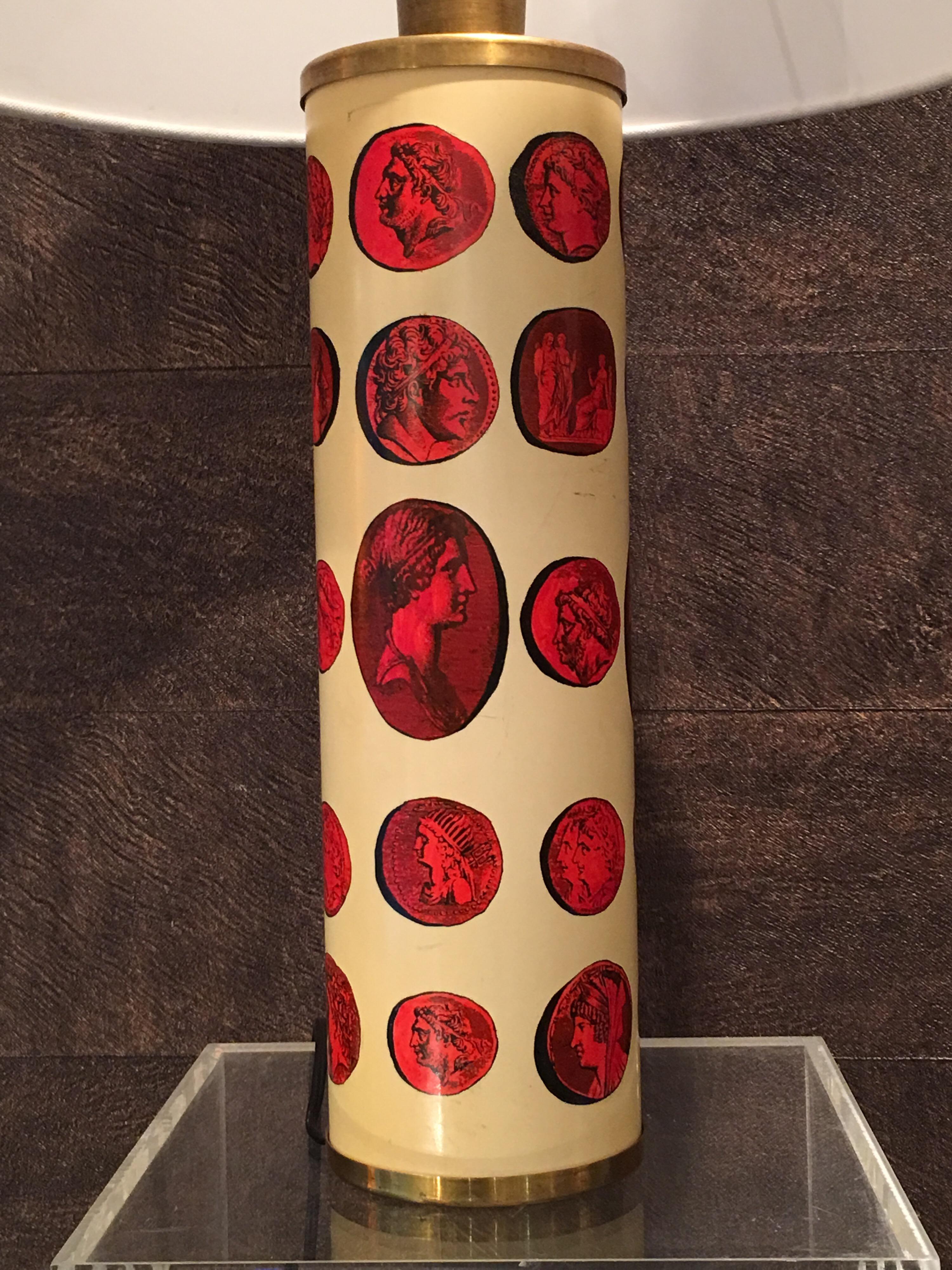 Mid-20th Century Piero Fornasetti Style Modern Cylindrical Brass Cammei Lamp For Sale
