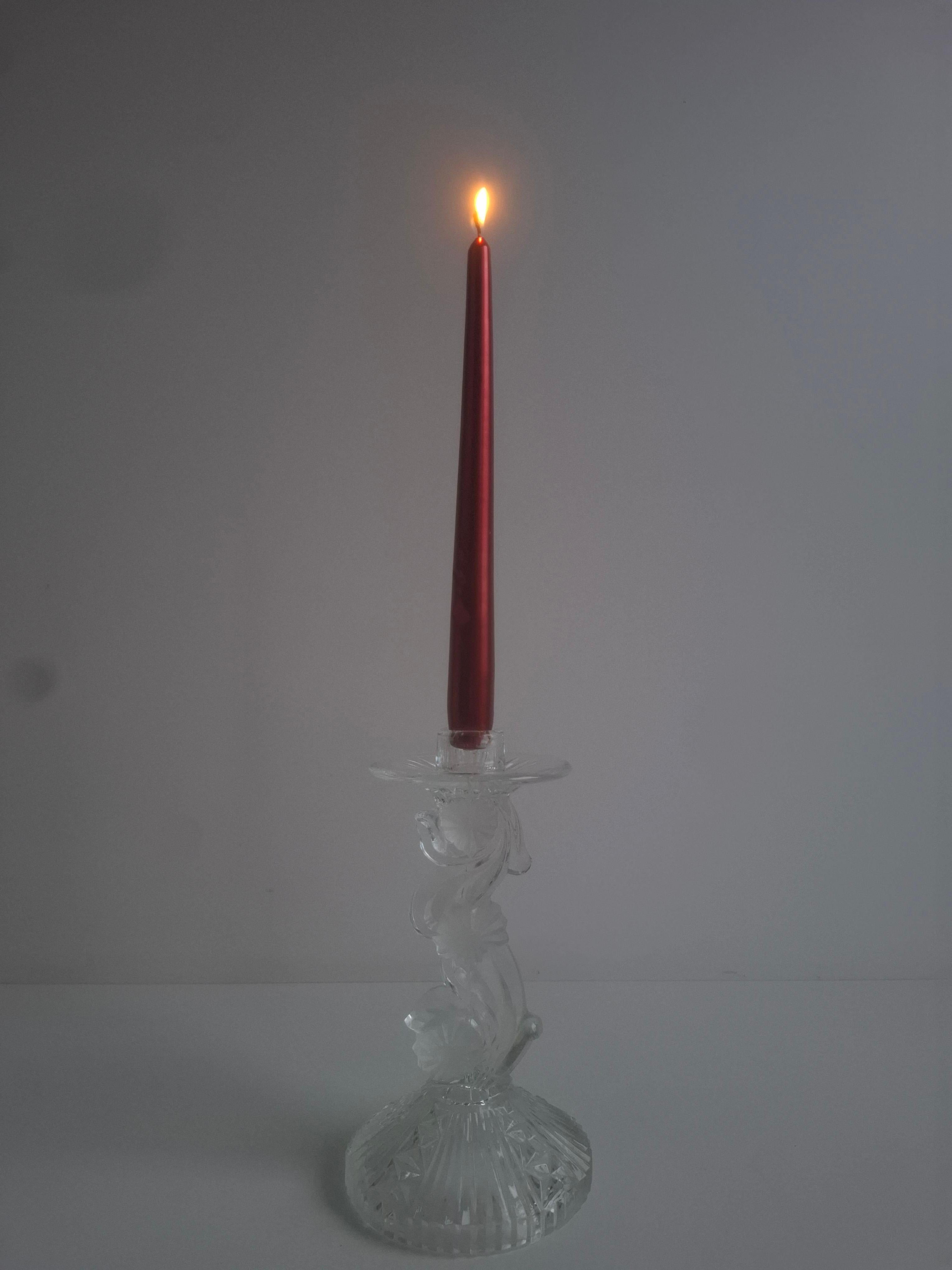 Skulpturaler Kerzenhalter aus geschliffenem tschechoslowakischem Glas, klar, feuerpoliert, Mitte des Jahrhunderts im Angebot 4