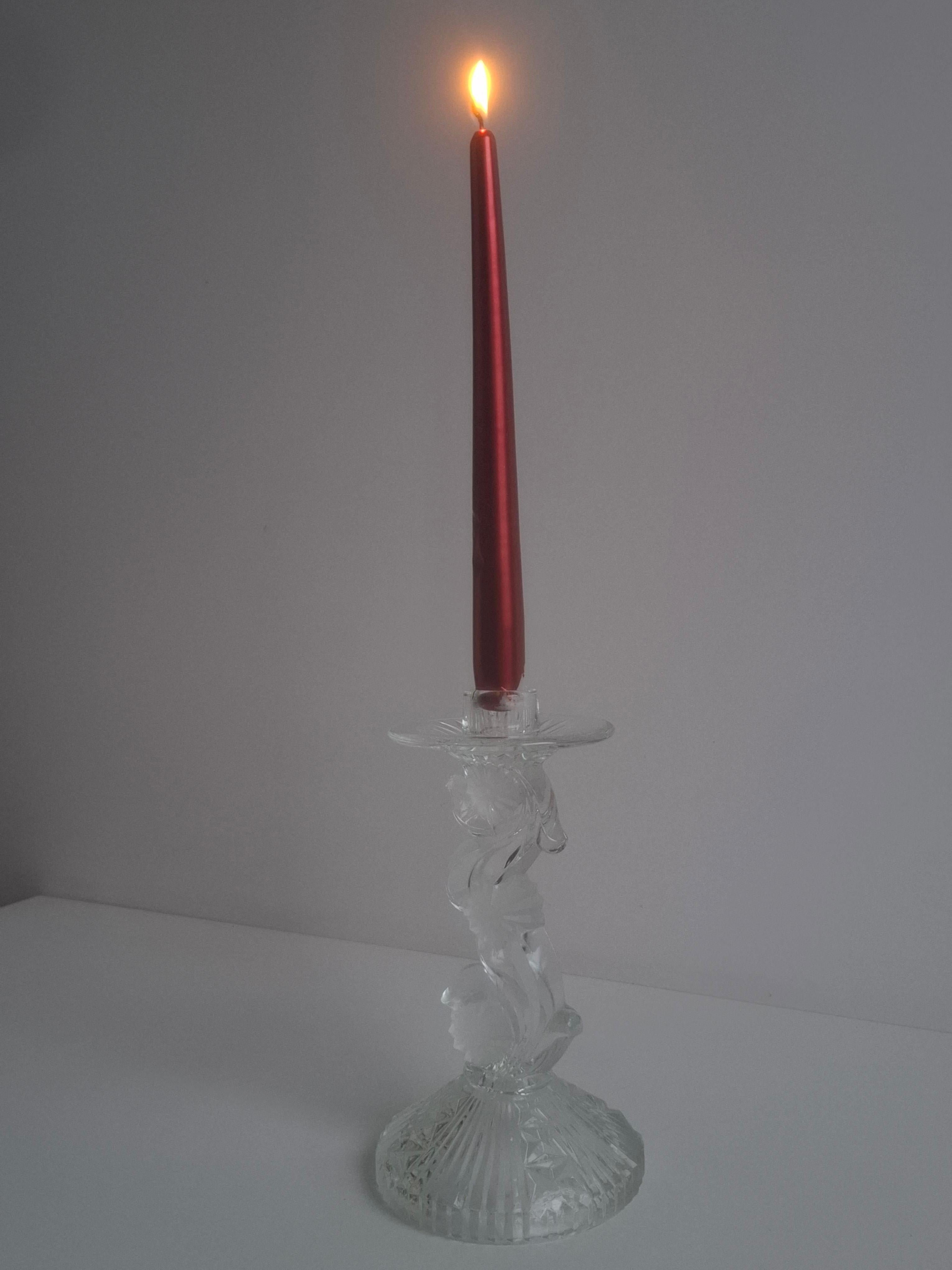 Skulpturaler Kerzenhalter aus geschliffenem tschechoslowakischem Glas, klar, feuerpoliert, Mitte des Jahrhunderts im Angebot 6