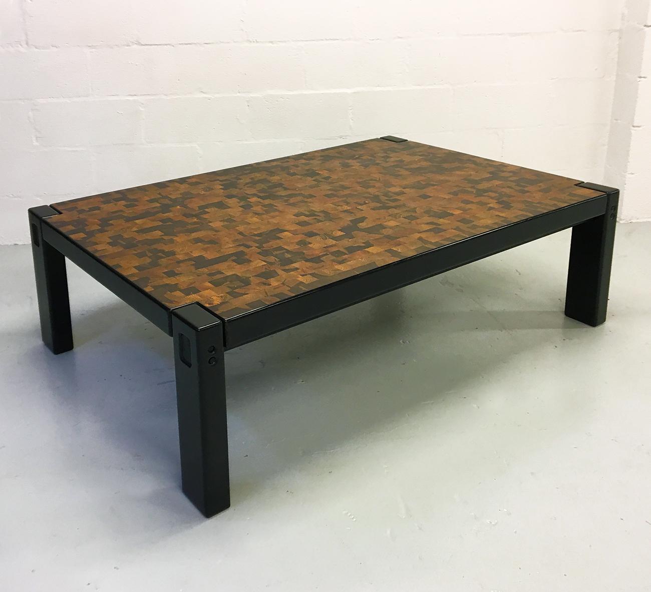 Wonderfully stylish Danish 1970s Woodblock ‘butchers block' coffee table in Oregon pine, with a high gloss finish. Designed by Middelboe and Christensen and made by Tranekaer, Denmark.
This large coffee table dismantles into three pieces - the