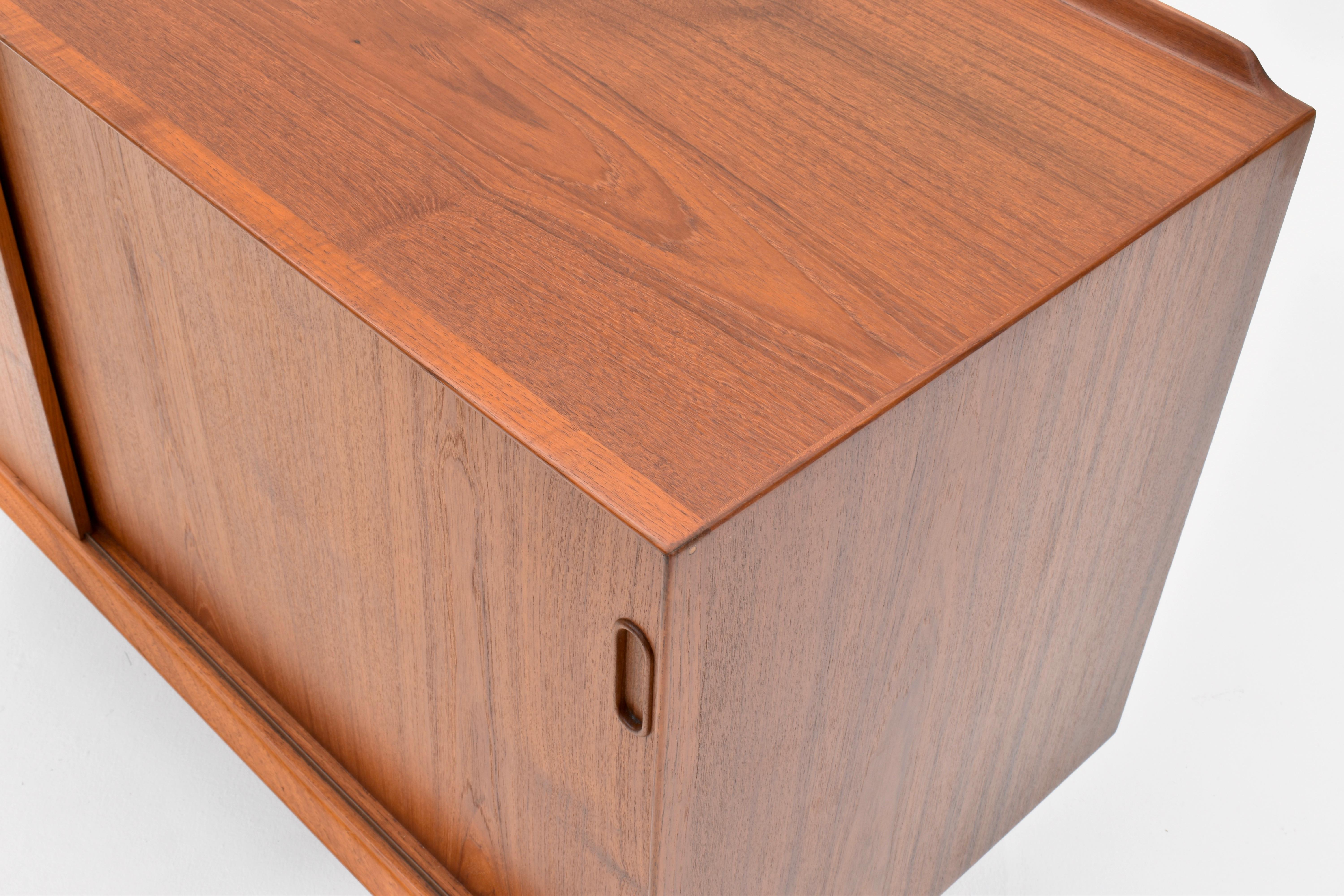 Credenza danese di metà secolo Arne Vodder modello OS11 in teak e Oak per Sibast in vendita 6