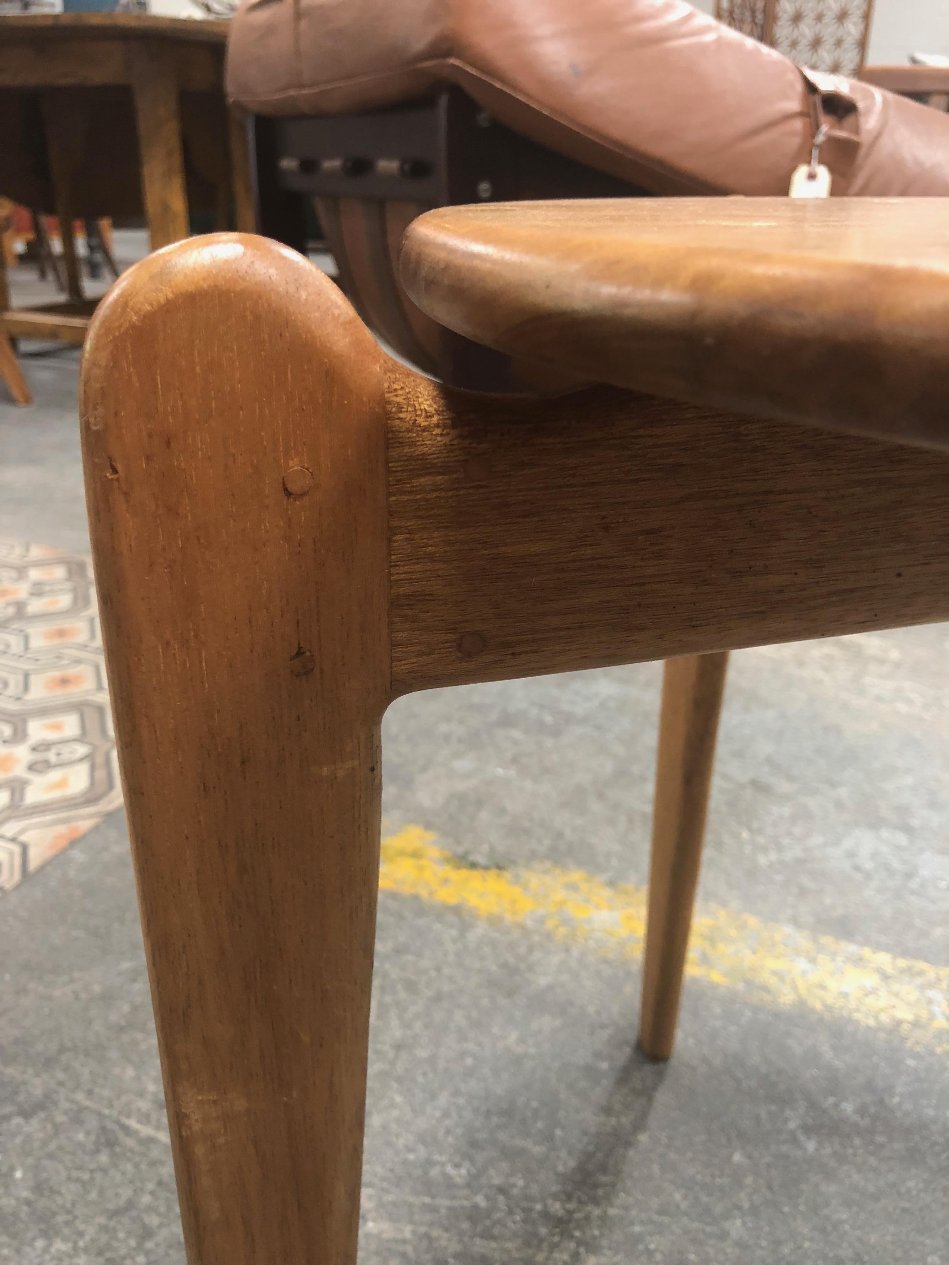 Midcentury Danish Blonde Wood End Table In Good Condition In Los Angeles, CA