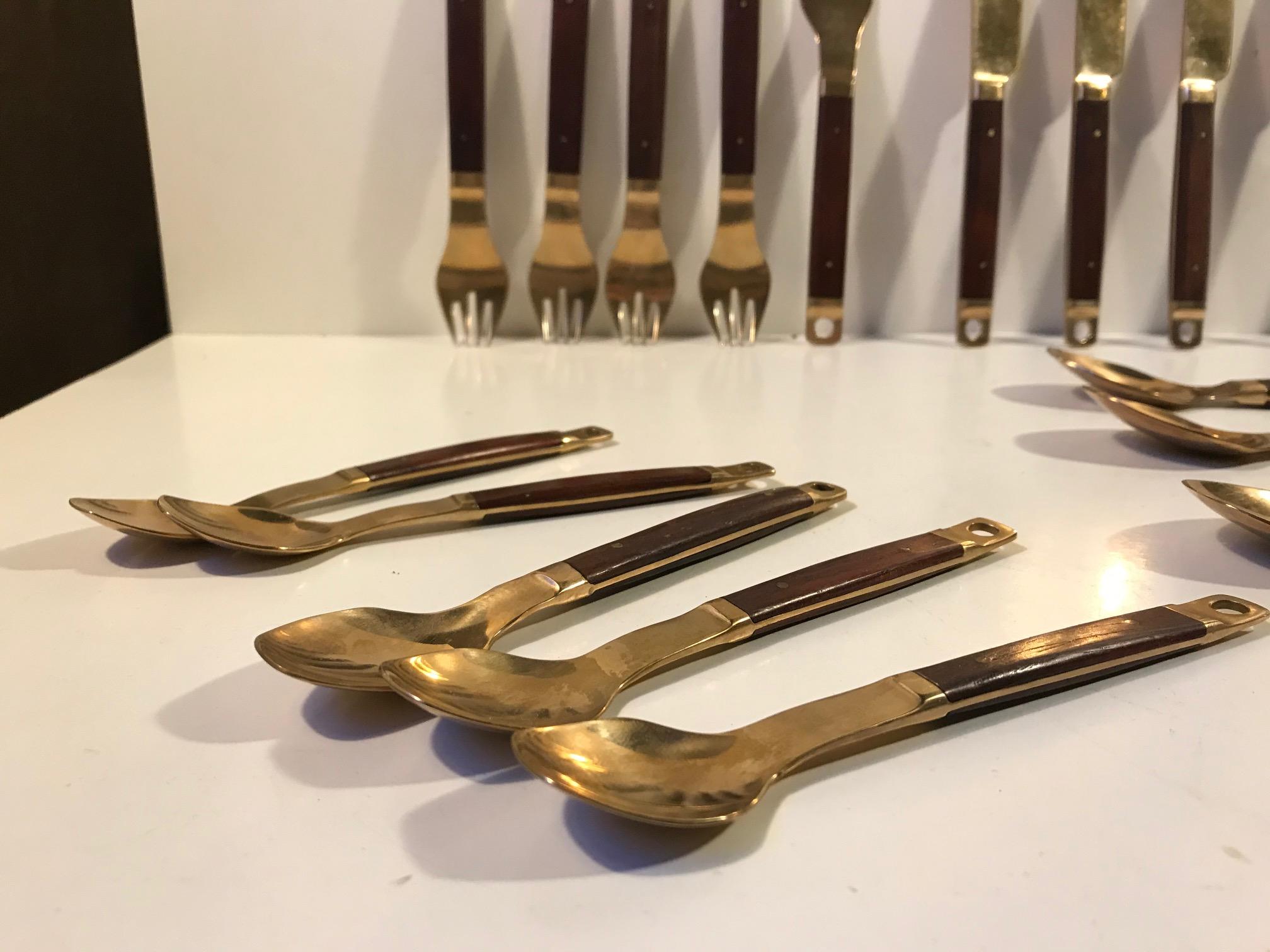 Midcentury Danish Brass and Teak Flatware Cutlery Set from Carl Cohr, Set of 20 In Good Condition In Esbjerg, DK