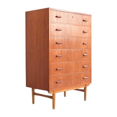 Midcentury Danish Chest of 6 Drawers in Teak with Foot in Solid Oak